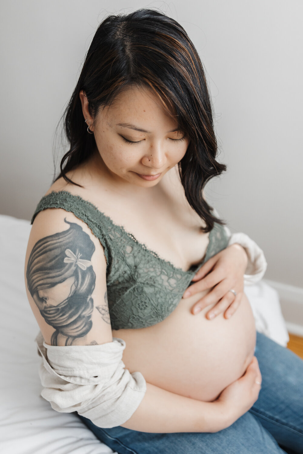 Toronto Natural Maternity Portraits