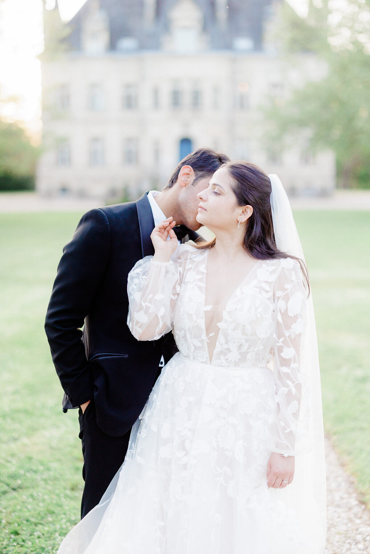 Modern_Chic_Chateau_Valouze_Destination_Wedding_Photographer-202