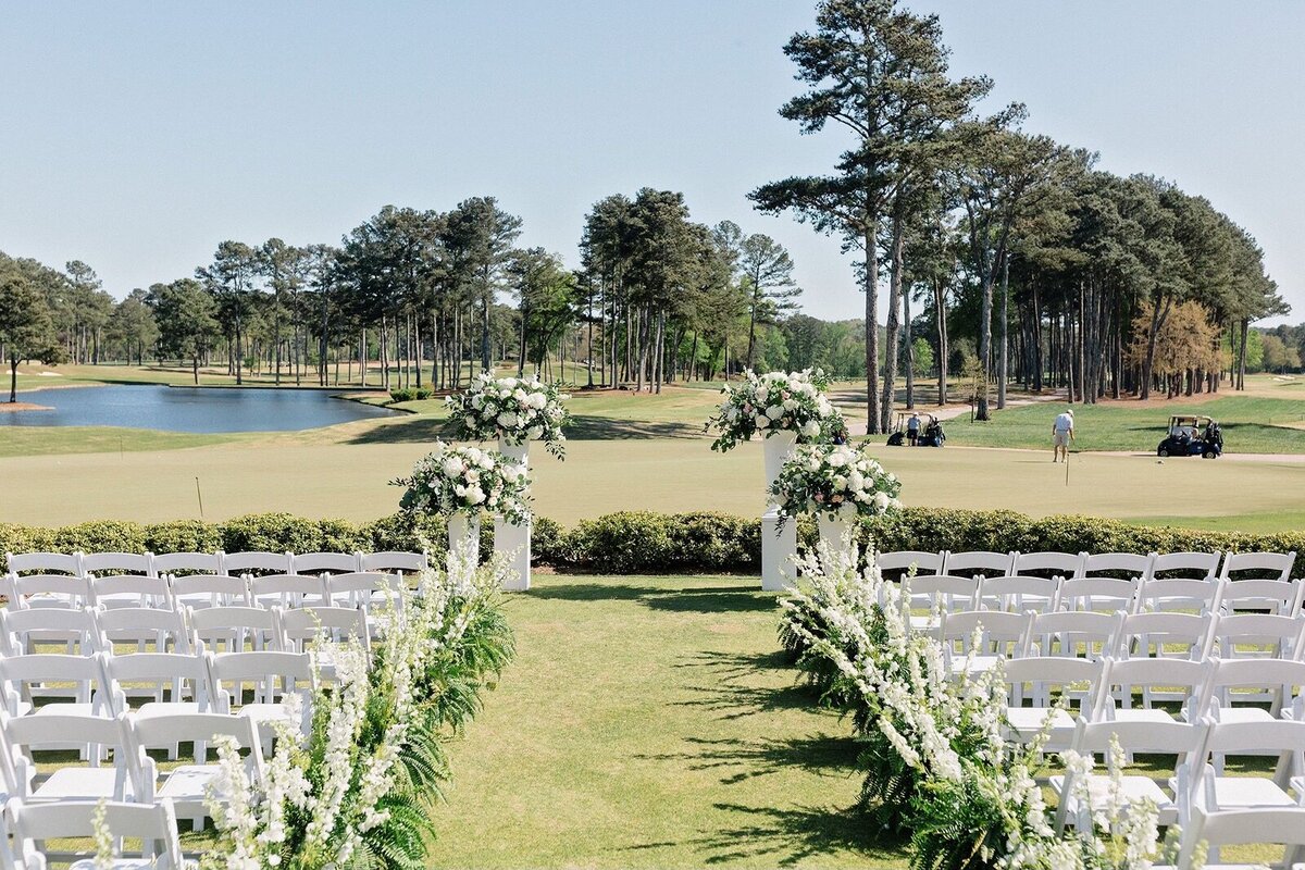 golf-club-wedding-ceremony