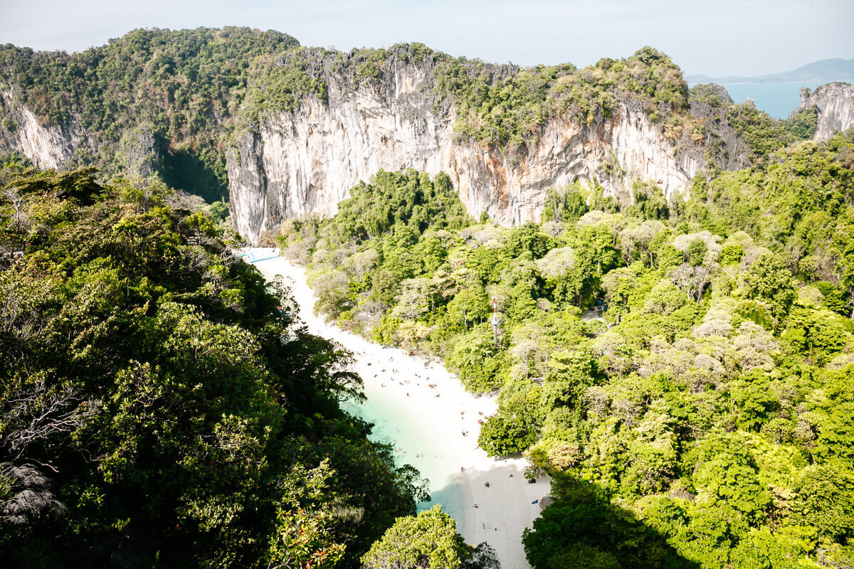 Koh Samui is a stunning tropical island in the Gulf of Thailand.