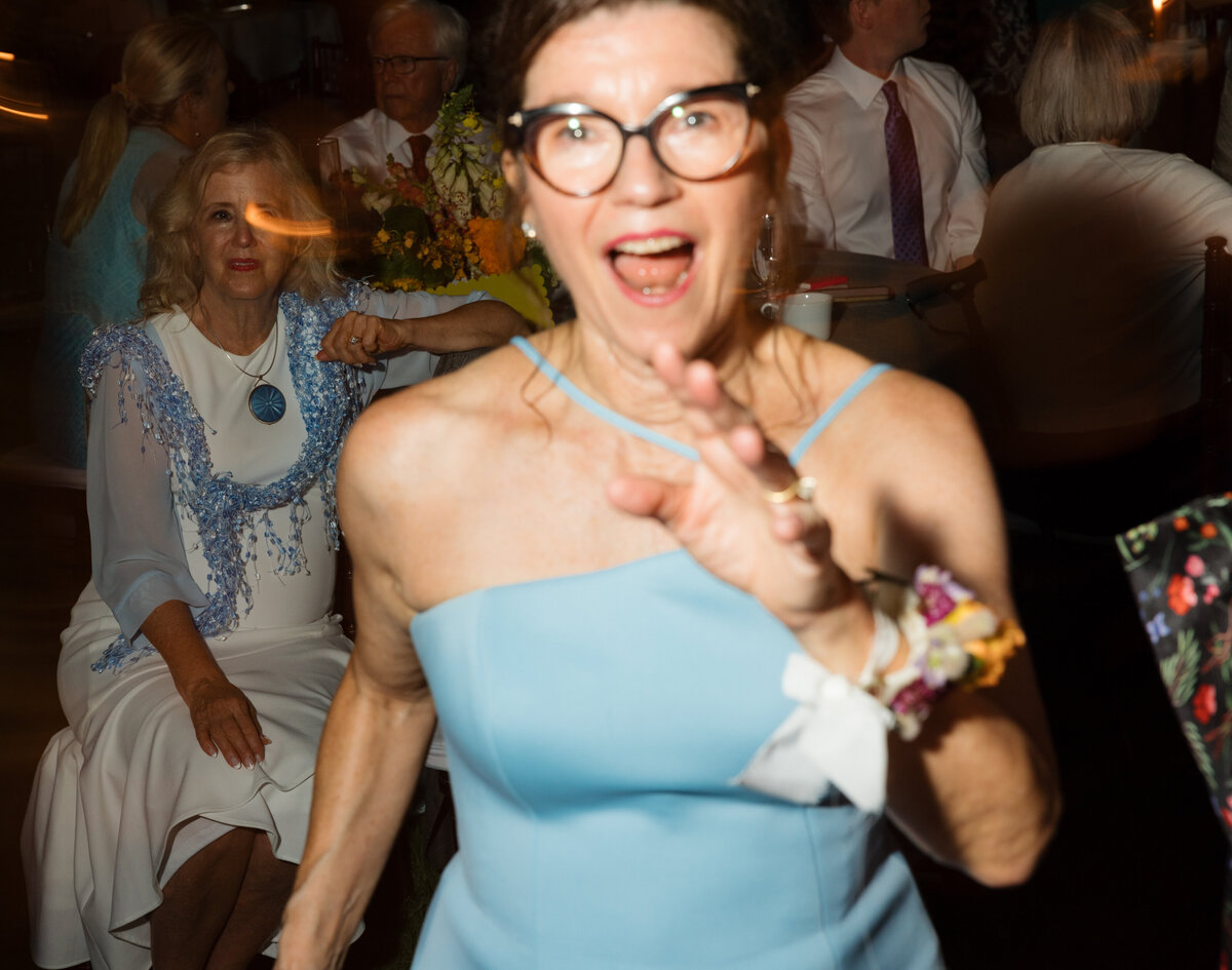 Lake-Minnetonka-wedding-Will-DeGraw-Clever-Disarray-124