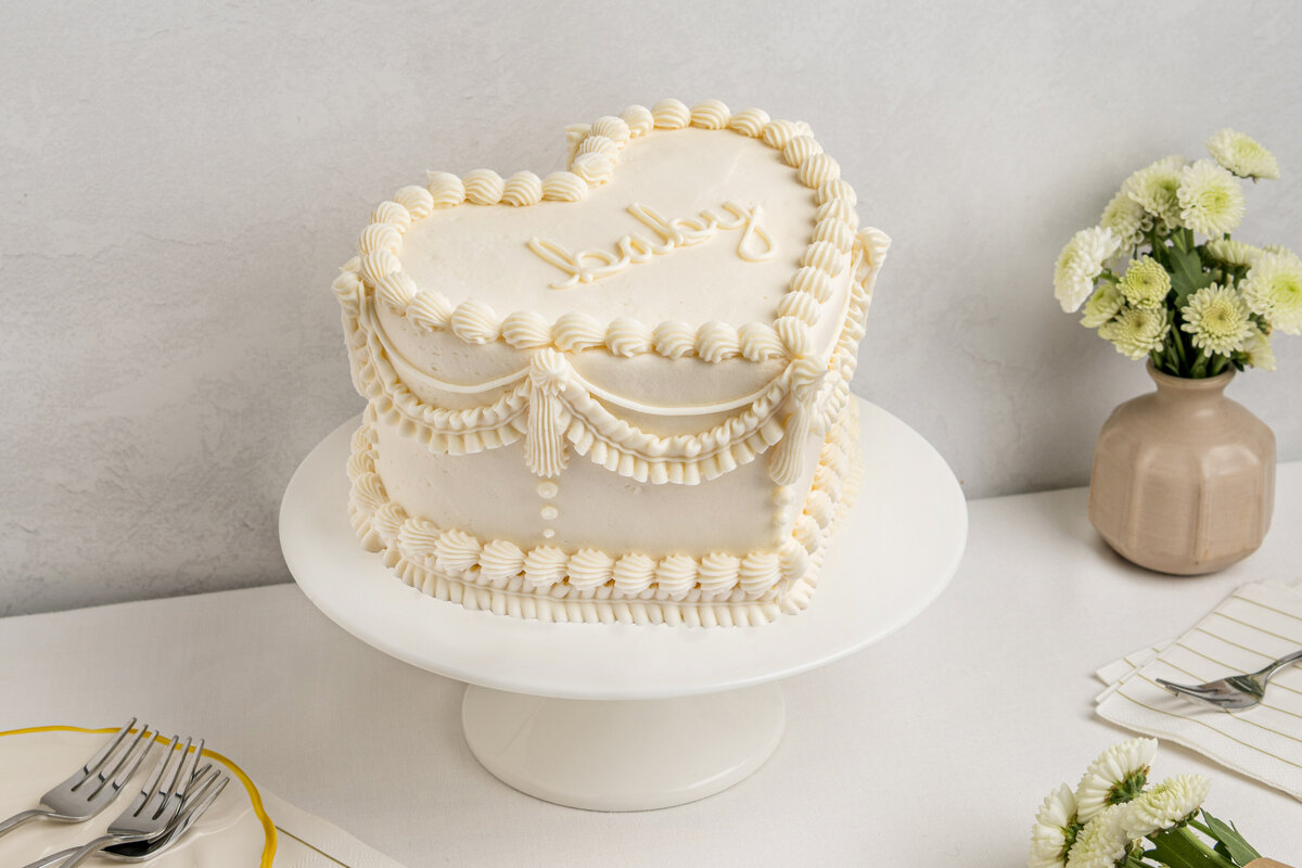 gender reveal heart cake - 07-1