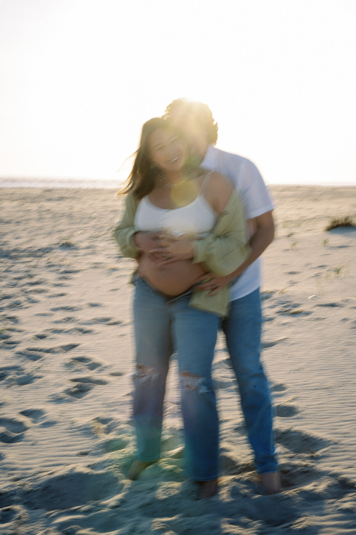 CapeMayLighthouse_BeachMaternitySession_TaylorNicollePhoto-23