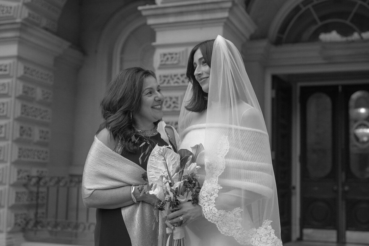 toronto-city-elopement-city-hall-osgoode-hall-st-regis-hotel-romantic-indie-movie-elopement-2992