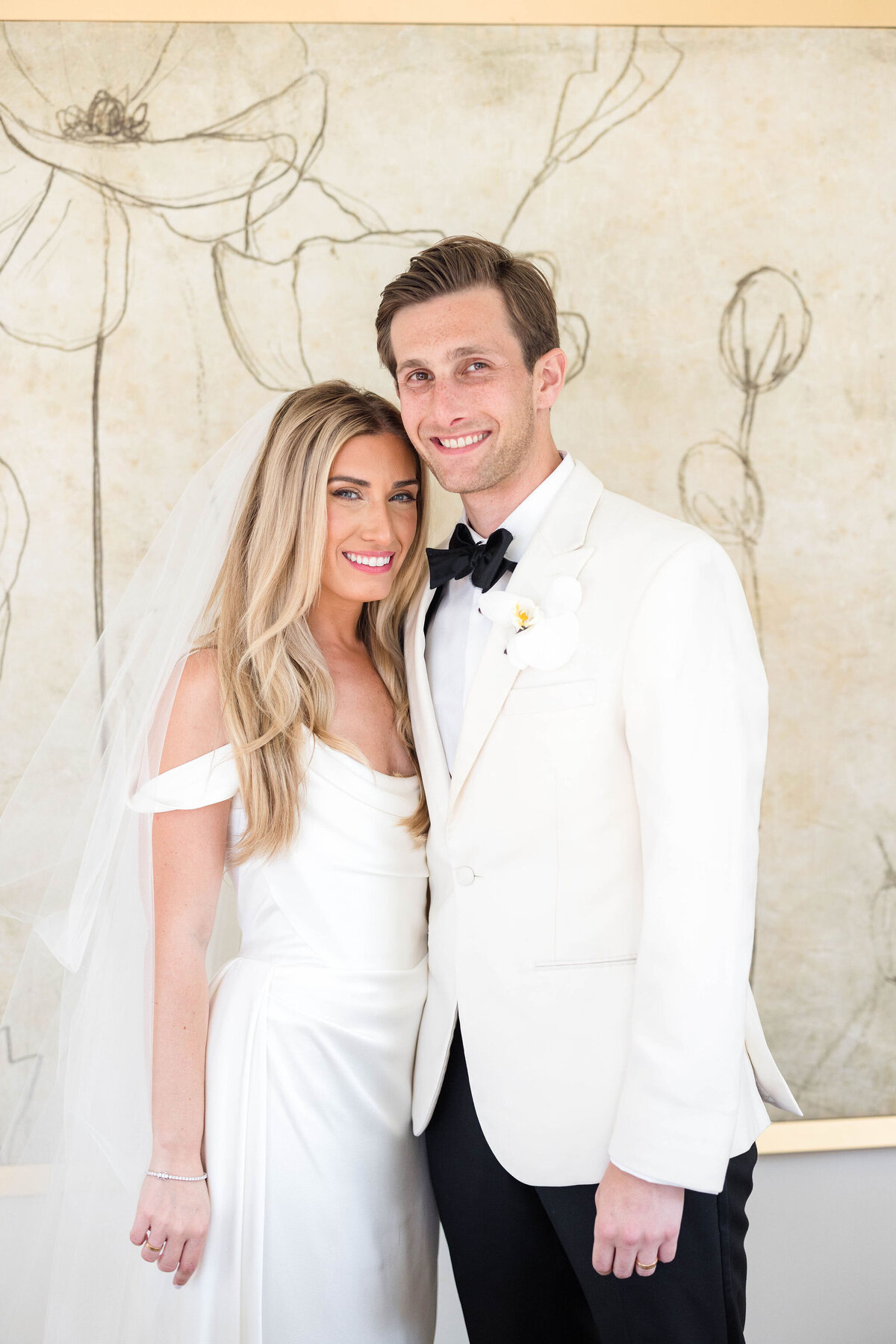 97-2_bride-groom-portraits