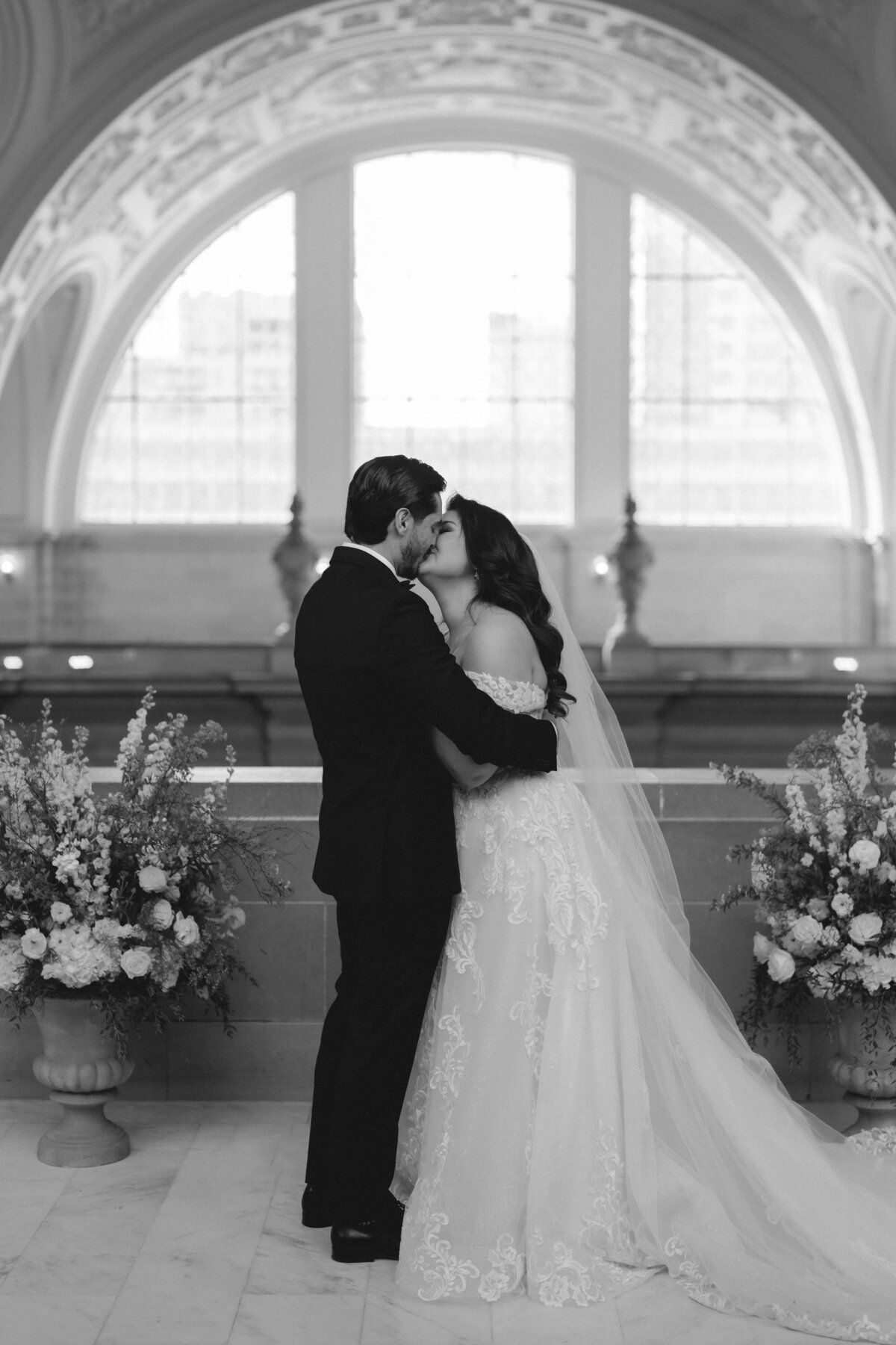 Amanda & Emmanuel Sf City Hall-28