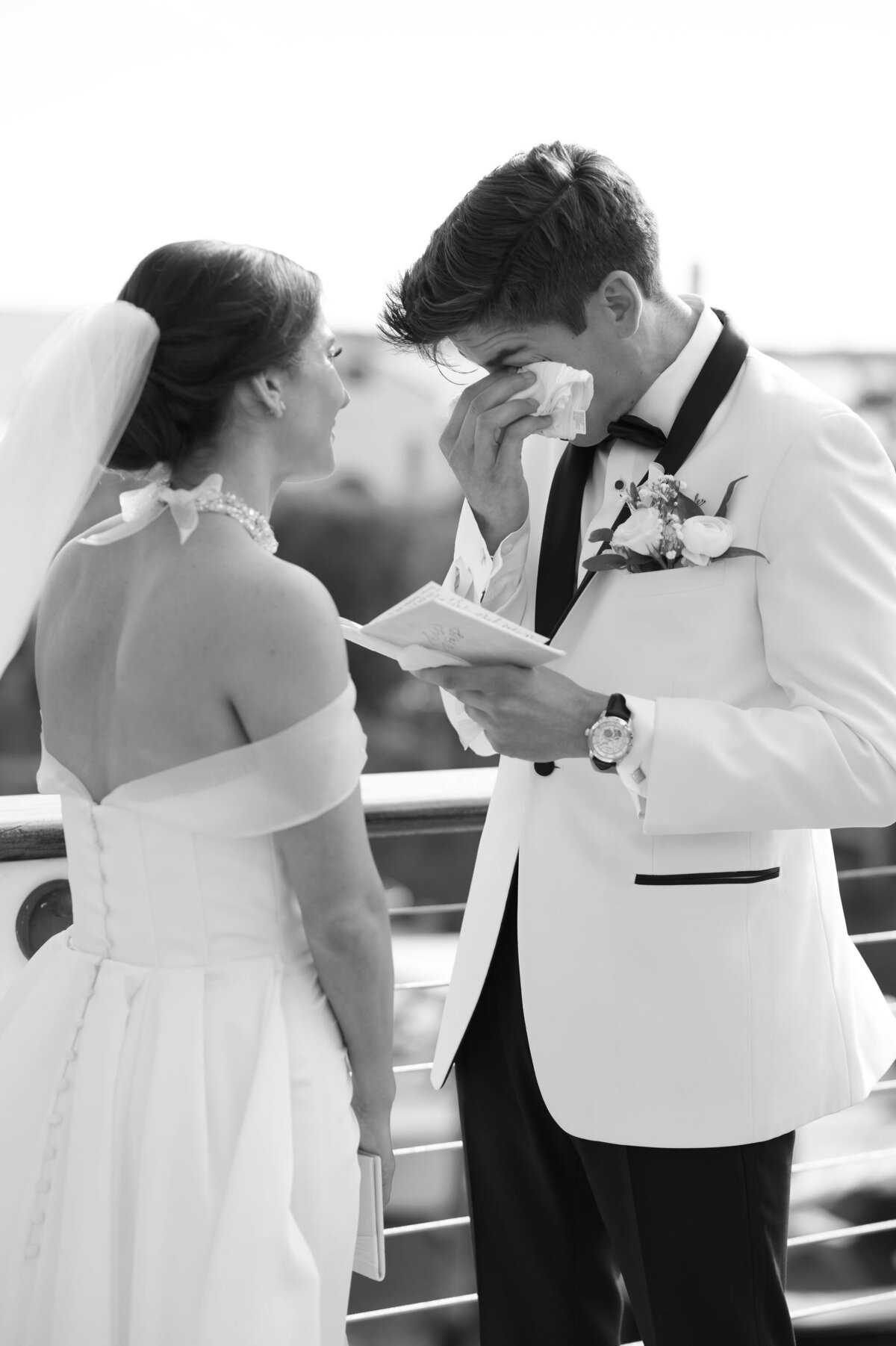 Reading the Vows First Look by Lisa Blanche Photography