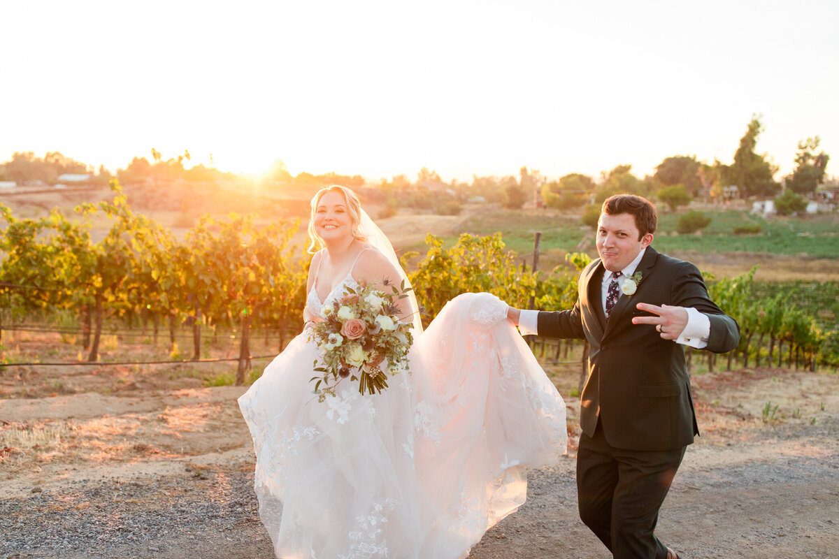 Monte De Oro Wedding | Winery Wedding | Monte De Oro Winery | Temecula Photographer | Temecula Wedding Photographer M+R-74