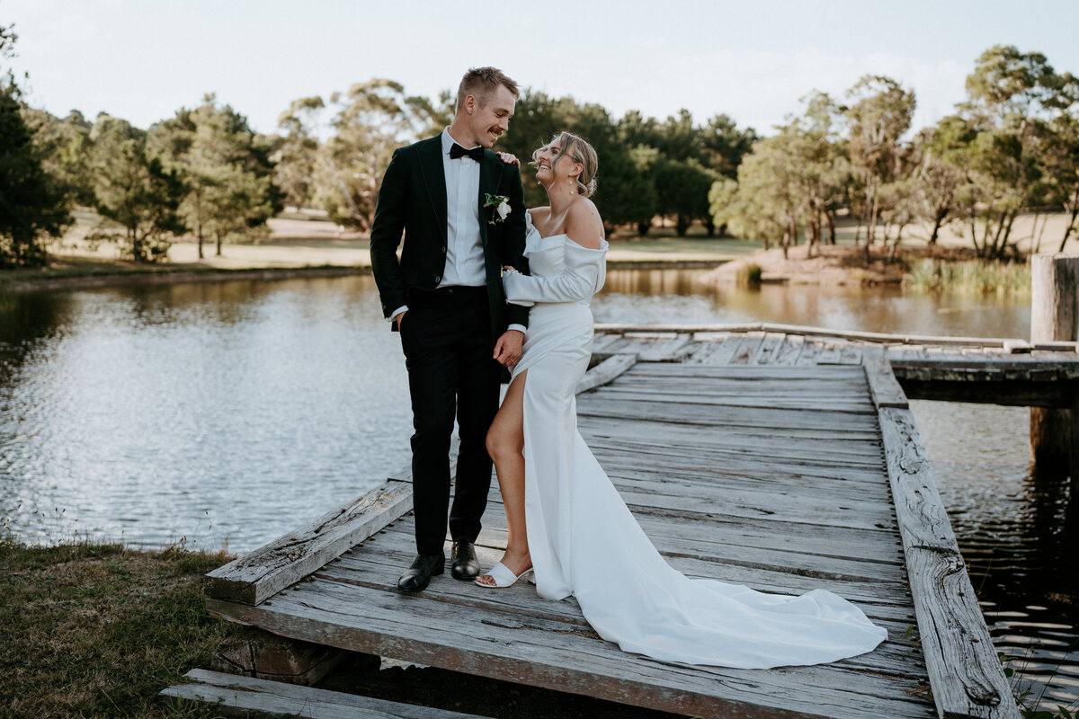 2024-03-09-Nadine + Patrick McKenna Wedding Lawson Lodge Macedon Sneak Peeks Daisy + Pine-067