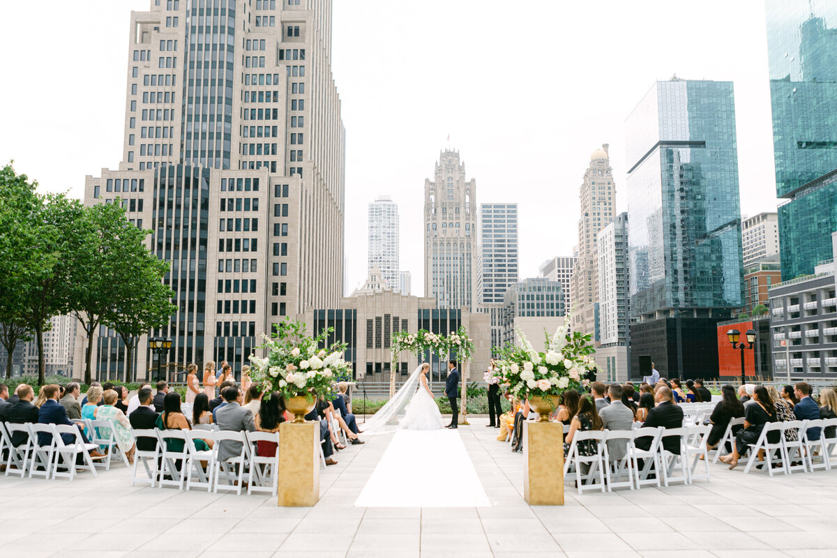 Daniela Cardili Photography Chicago Illinois Wedding Engagement Photographer Timeline Luxury Classic  Destination Worldwide Traveling TravelA8735