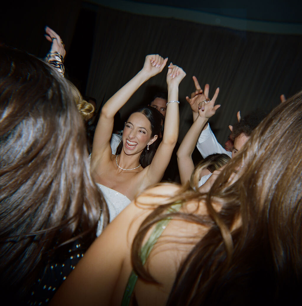 wedding-artists-co-dani-toscano-photographer17