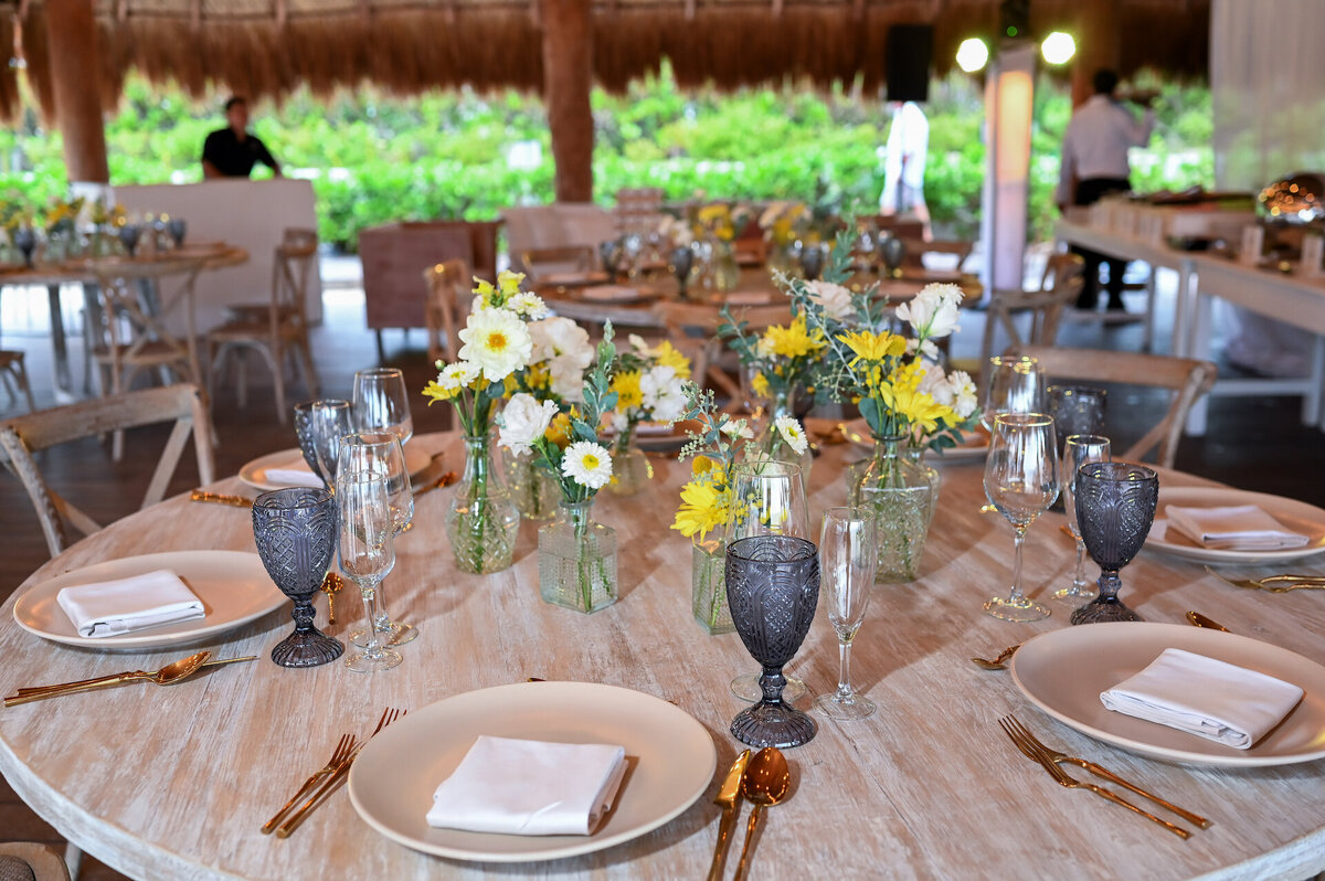 reception-table-setting-at-the-finest-playa-mujeres-mexico-destination-wedding
