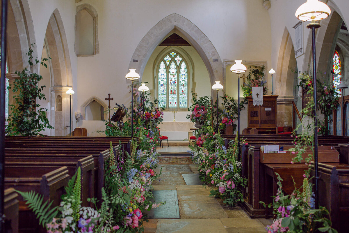 7 wedding-aisle-in-church