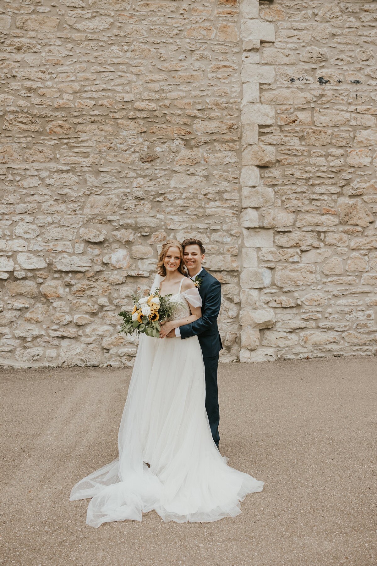 Guelph-Wedding-Sneaks-37