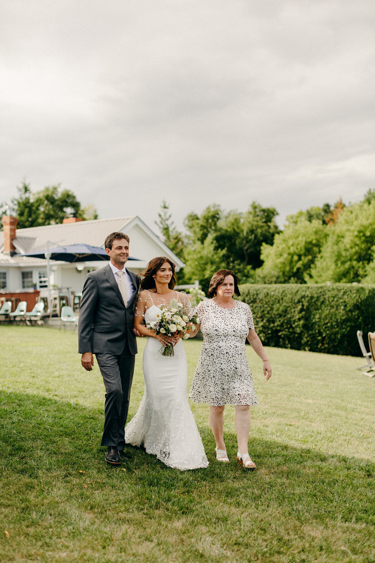 toronto-wedding-photographer-cressy-house-wedding-049