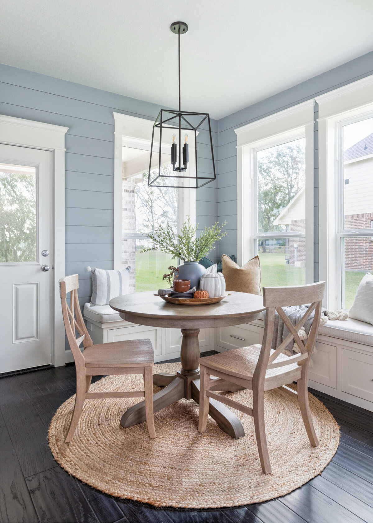 SilverMoonBreakfastNook_02-1463x2048