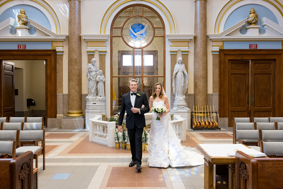 Ed and Aileen Photography Chicago Illinois Digital Film Wedding Engagement Photographers Destination Union Station Nashville20