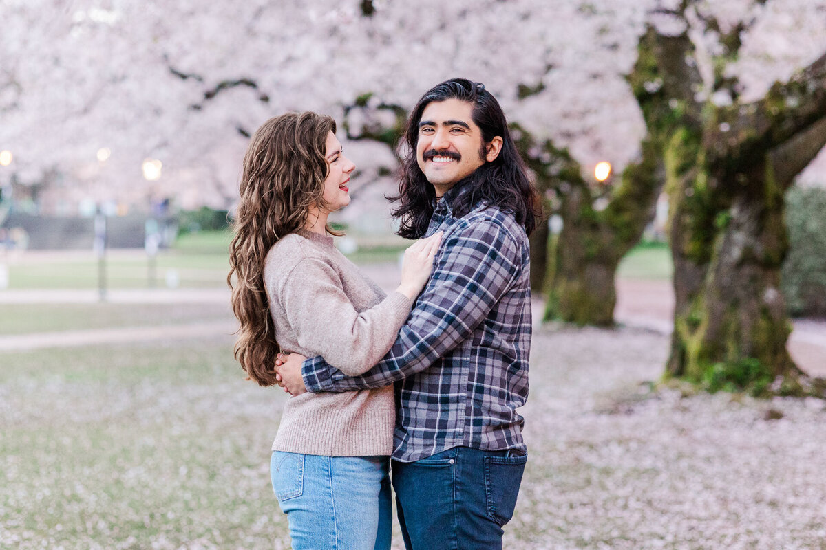 UW-Cherry-Blossoms-Engagement-Photos-44