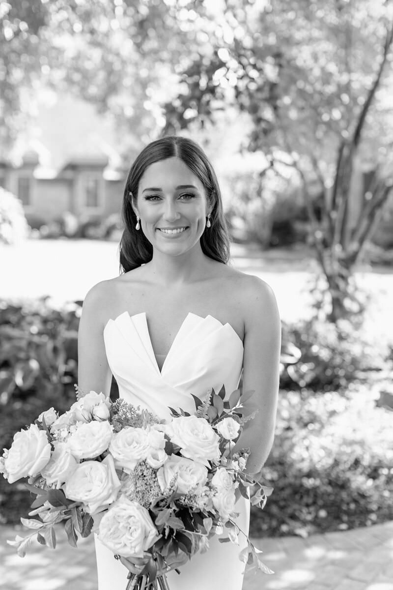 Classic Wedding at City Church of Evansville with Reception at ECC083