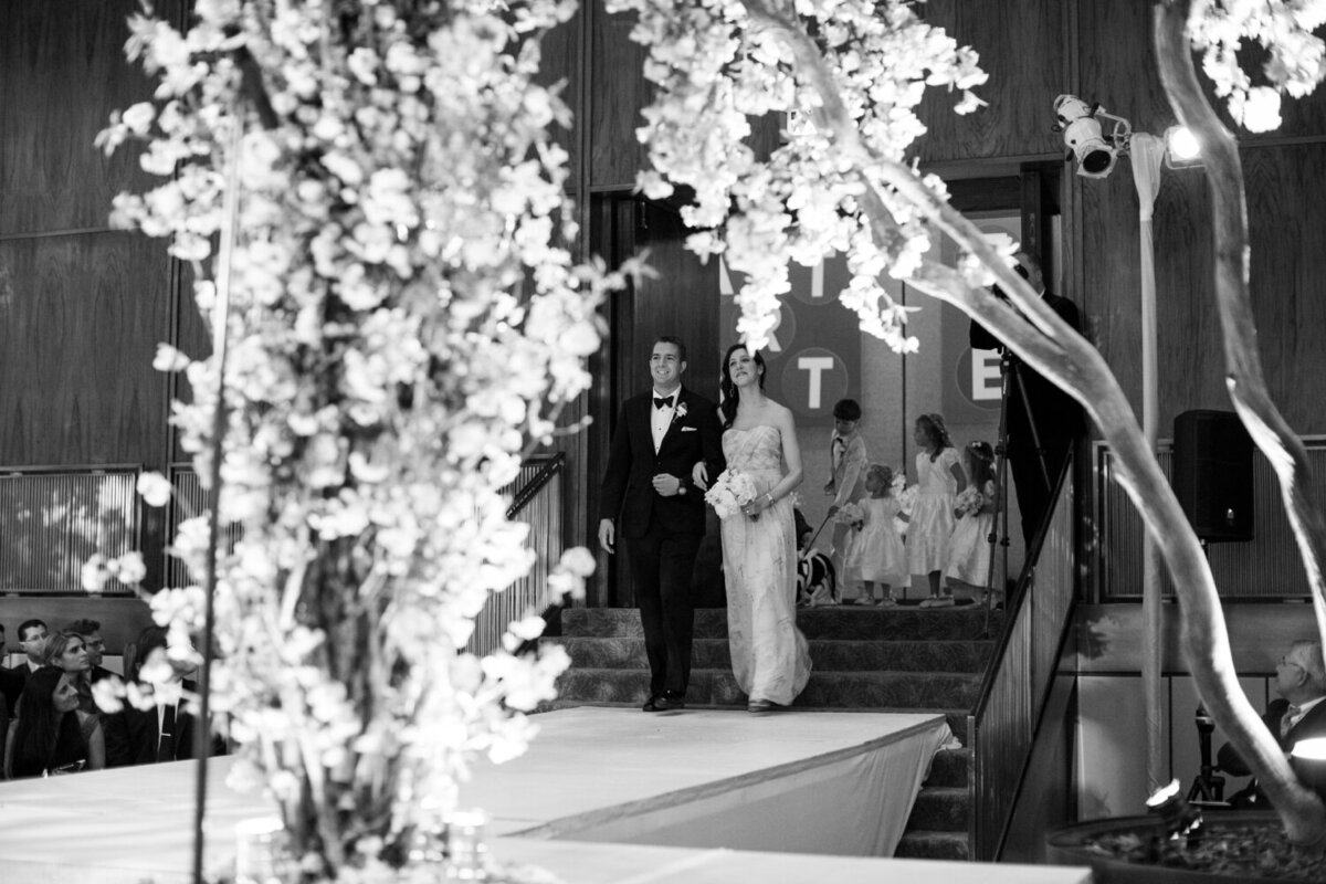 New York Wedding Photographed by Samuel Lippke Studios082