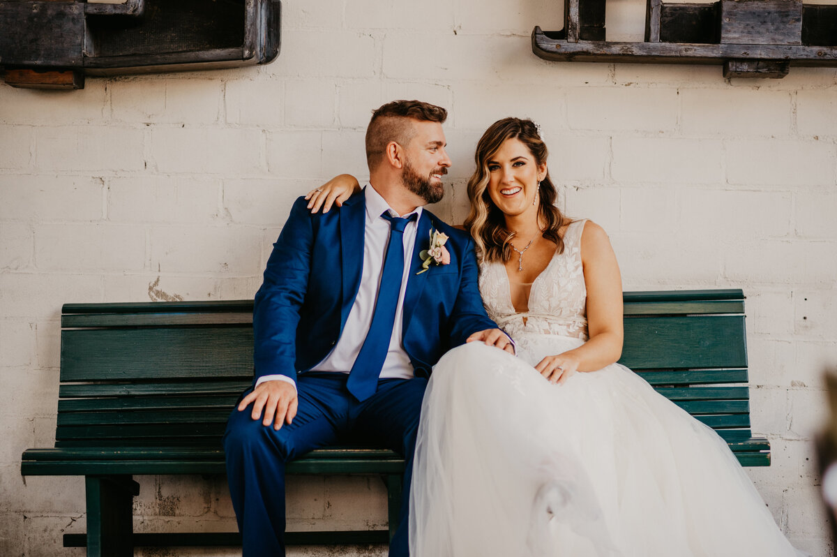 mariah-lacy-photo-green-bench-elope-in-tampa-chantilly-chic-planners-130