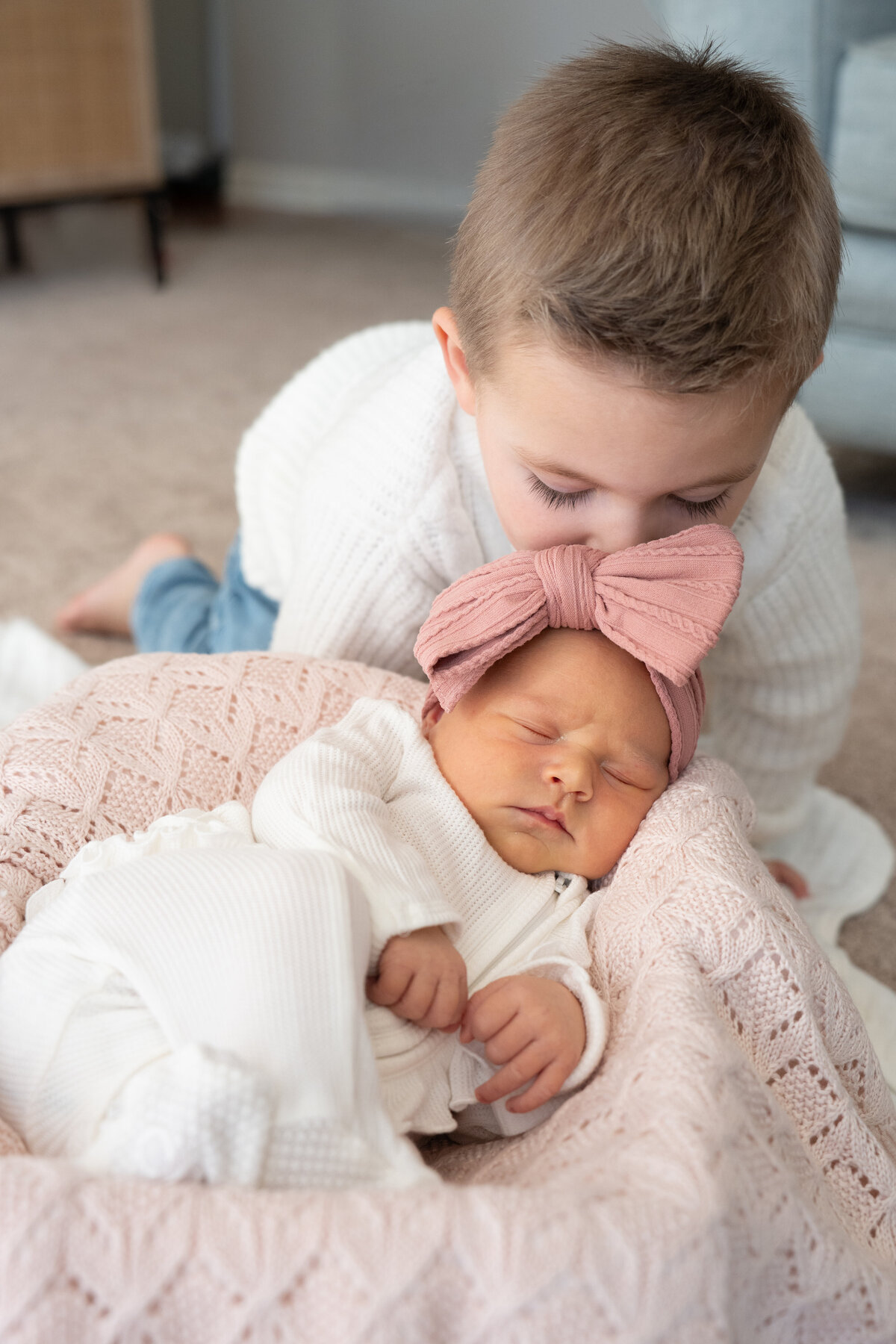 Malenke Family and Newborn Gallery 2025 November-12