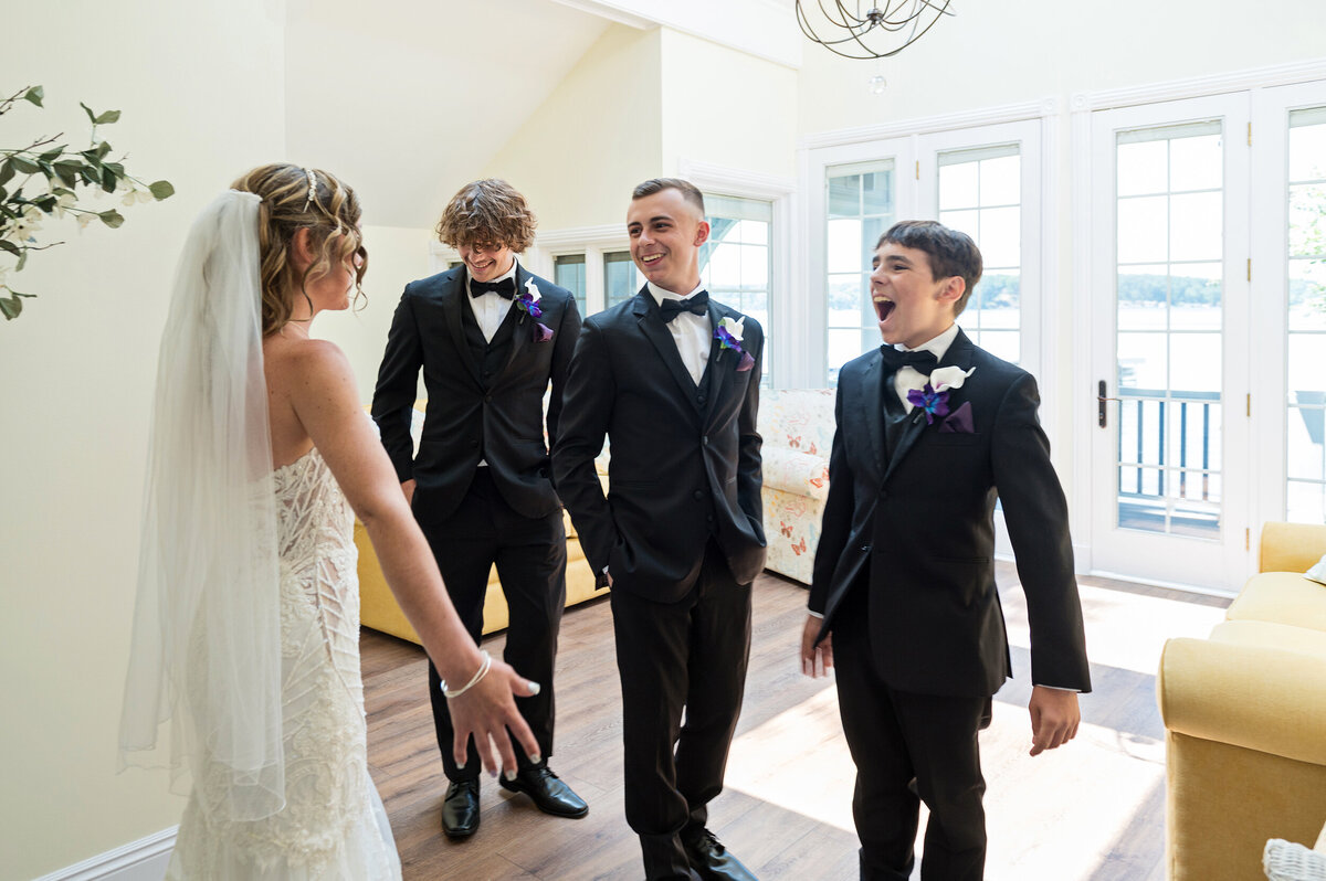Detroit-Wedding-Photographer-The-Landing-197