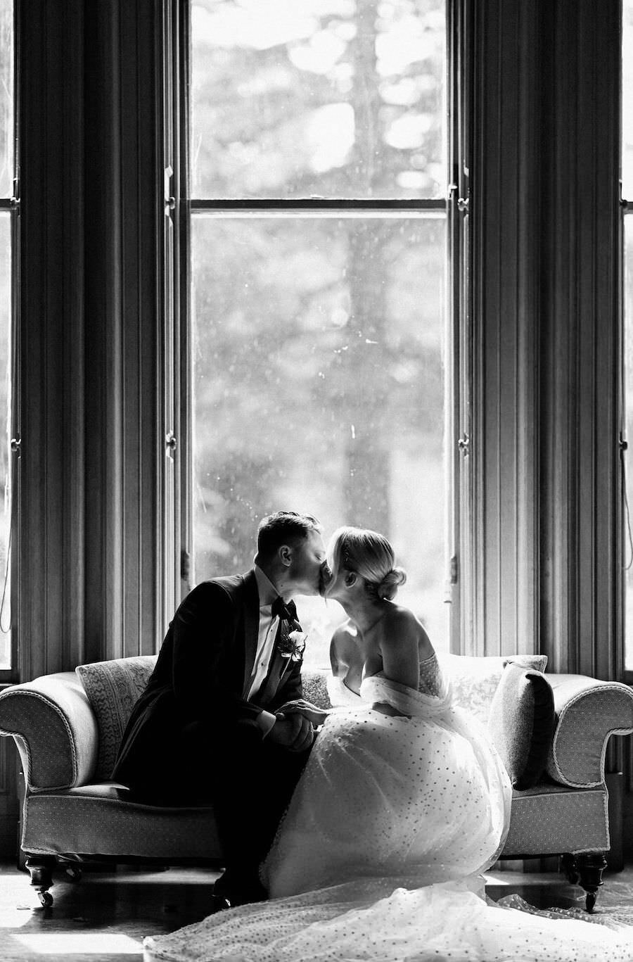 Nicola-Campbell-Timeless-Wedding-Photographer-Scotland-Errol-Park-Siobhan&Cameron-47