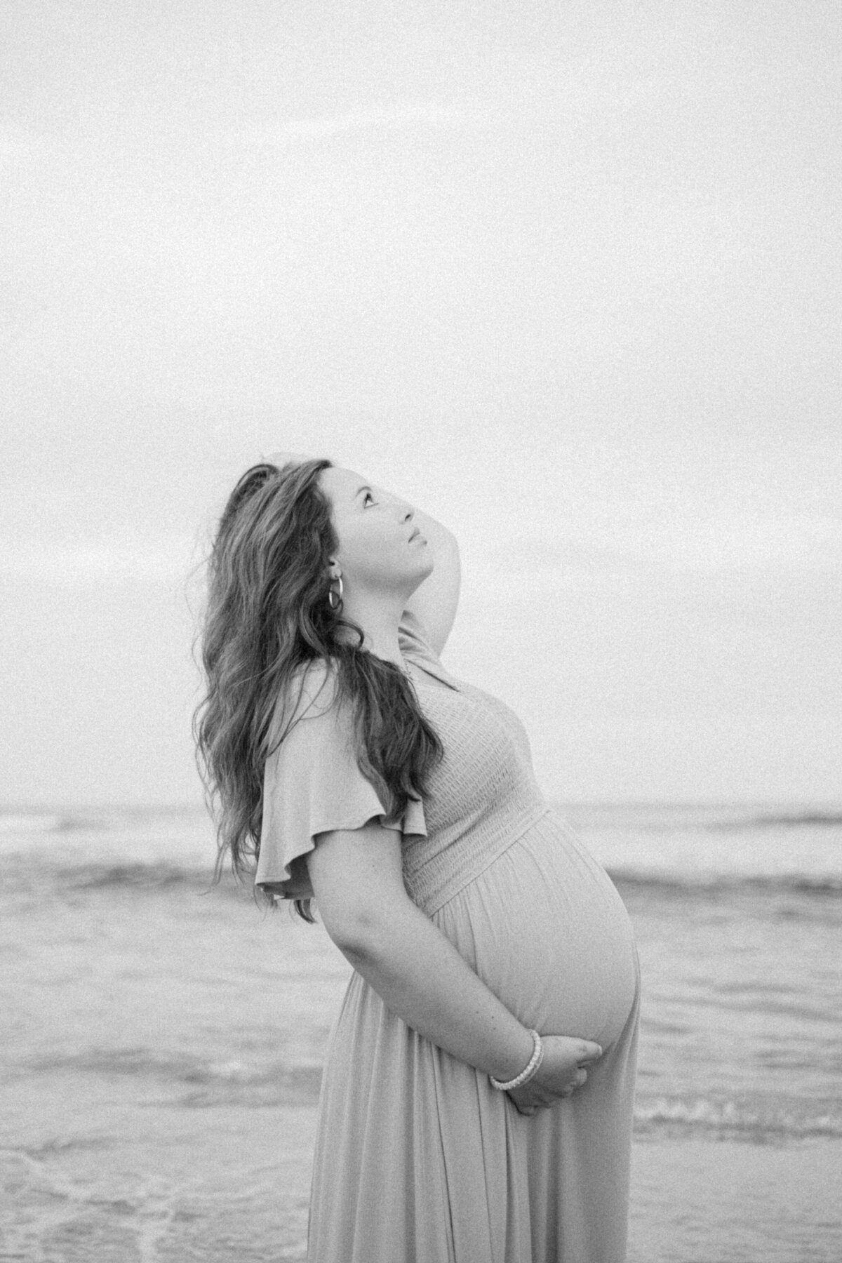 Katelyn+IanMaternity-EmilyDeLukePhotography-CarolinaBeach-50