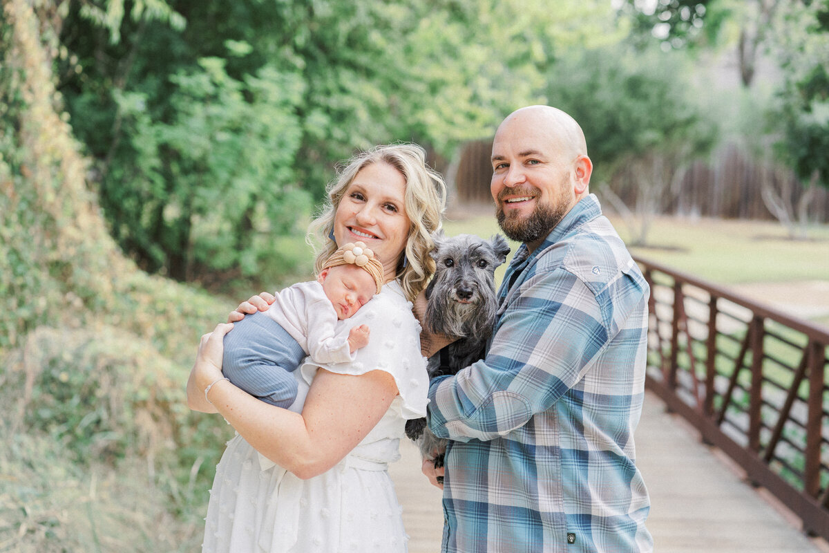 Autumn-outdoor-newborn-session-24