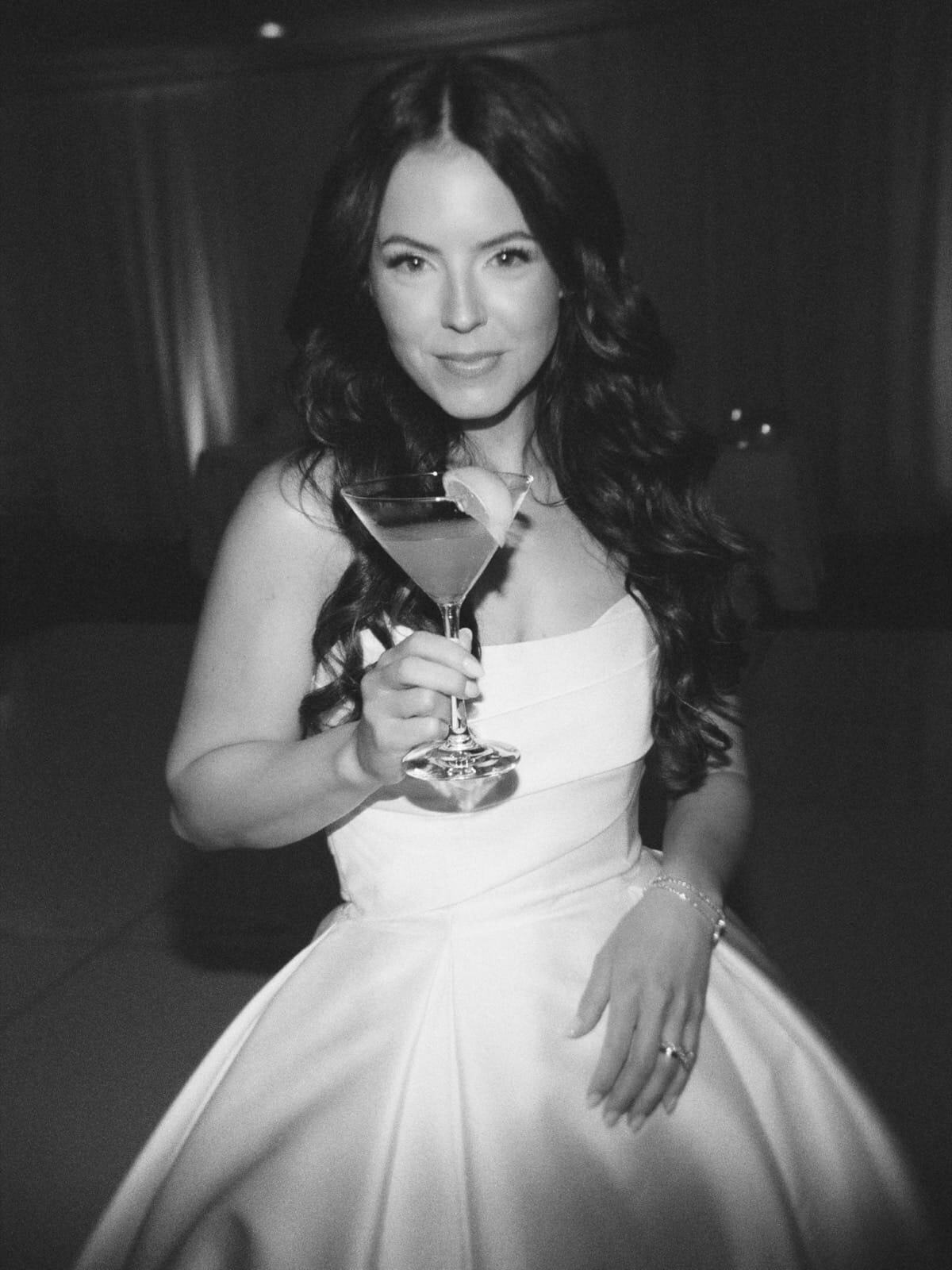 2025_05_17 Jenna + Gray Lake Club Wedding-web-00115