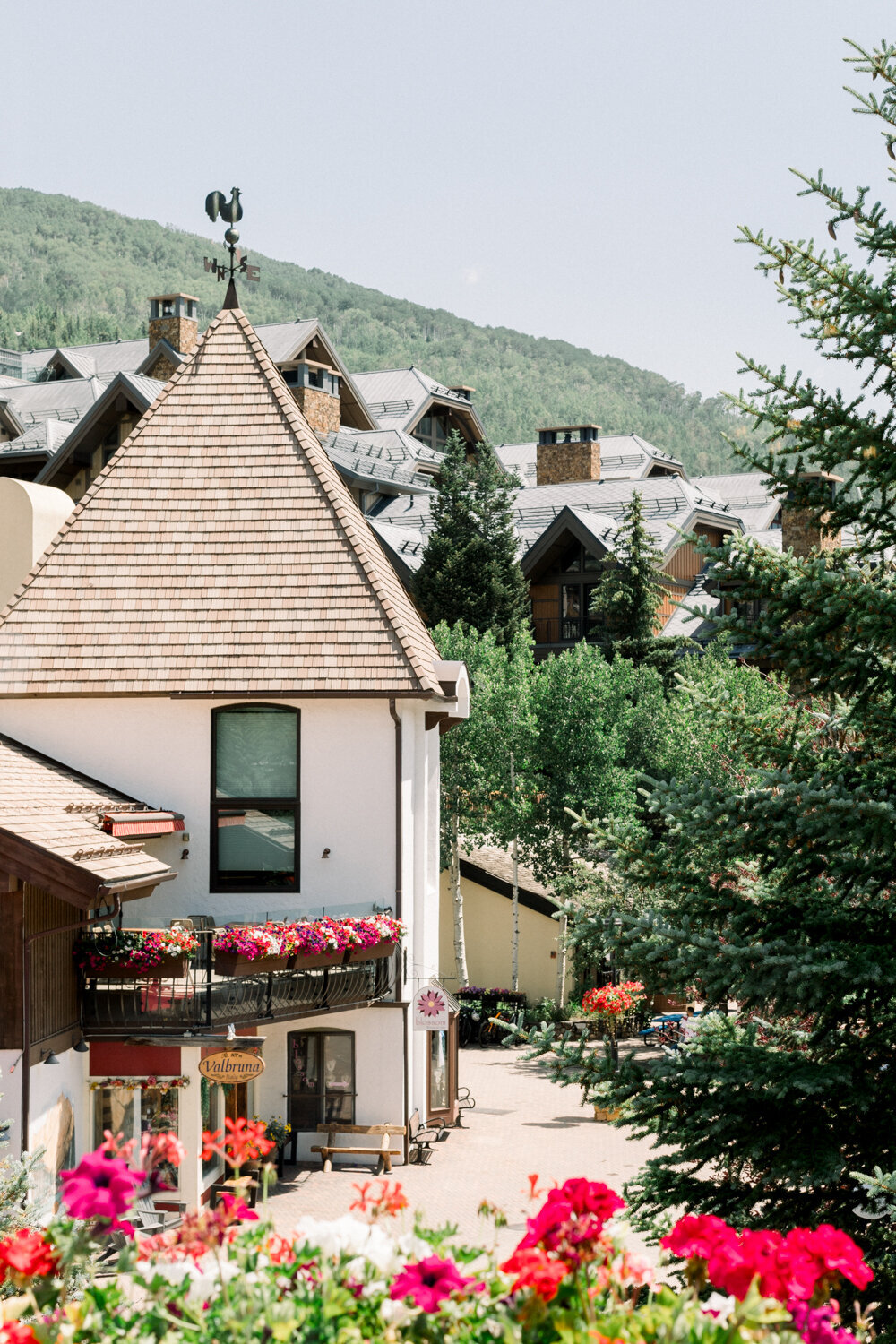 N+J_Sonnenalp_Vail_Wedding_by_Diana_Coulter_Web-4