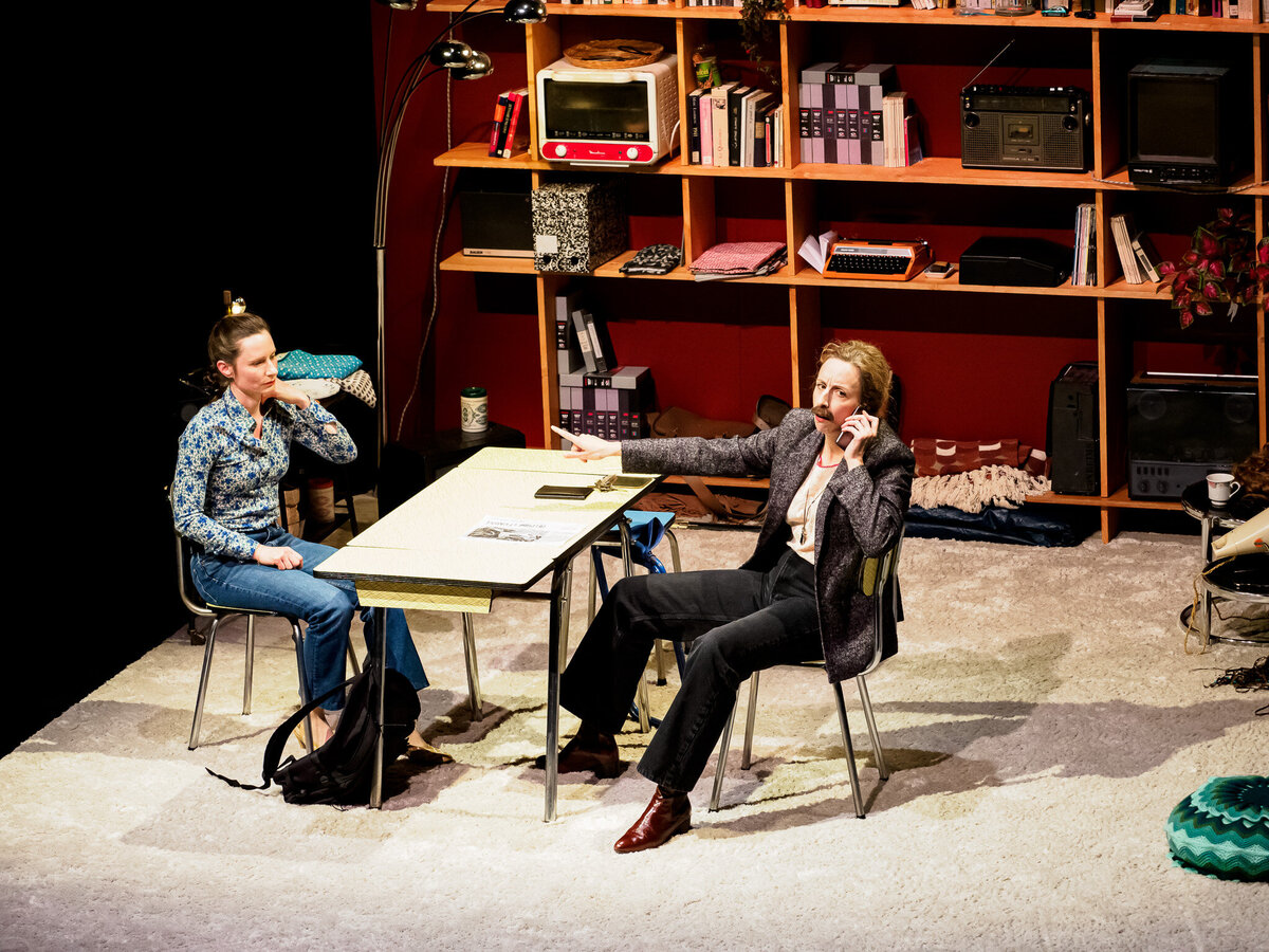 DELPHINE ET CAROLE ©Marie Charbonnier_B080043