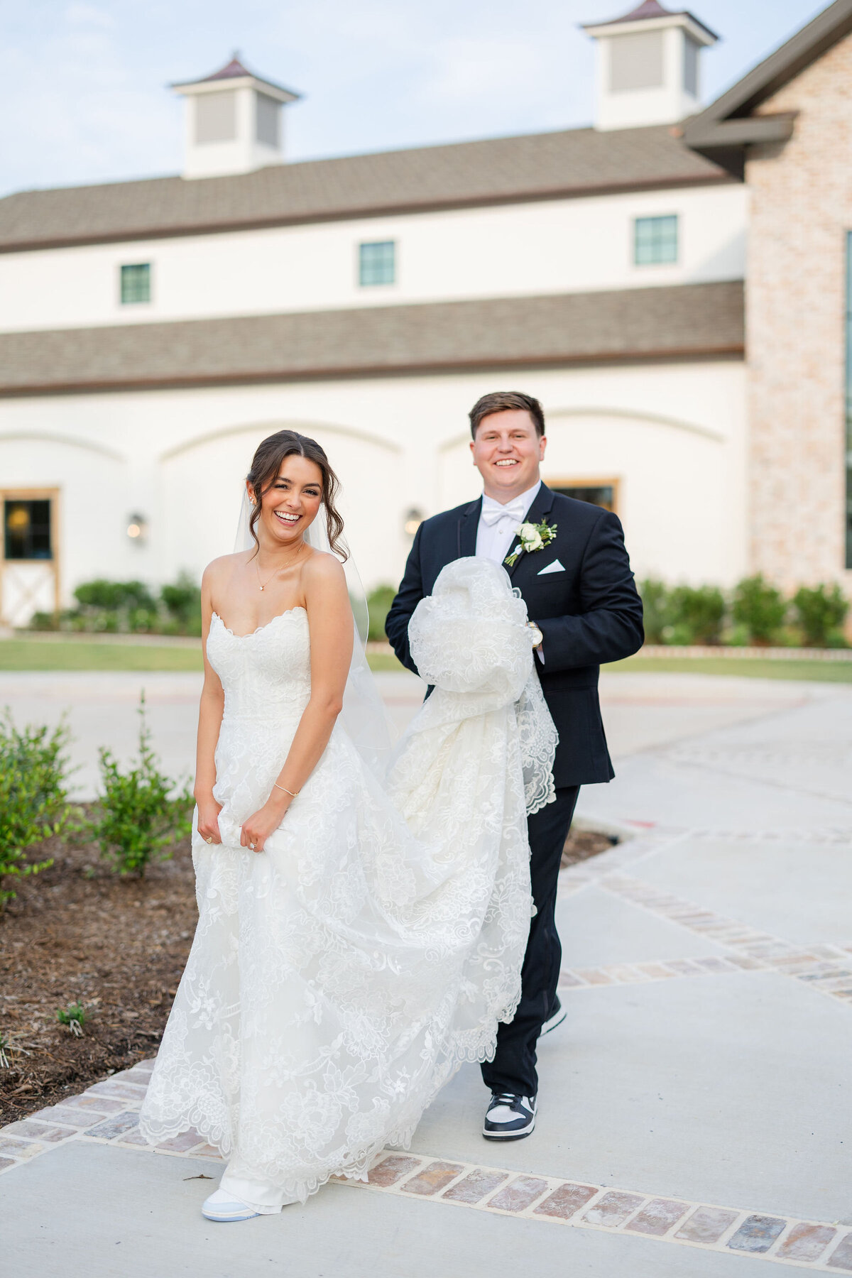 2025_0531_Megan&WillGibbens_SneakPeek_0163