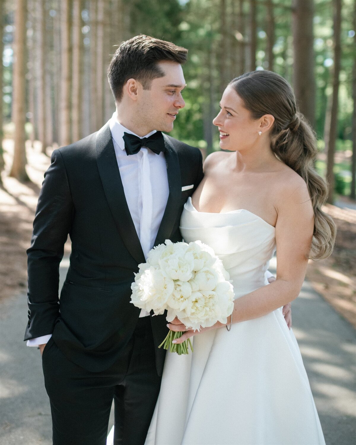 shepherds-hollow-clarkston-michigan-conservatory-wedding-photo-0602