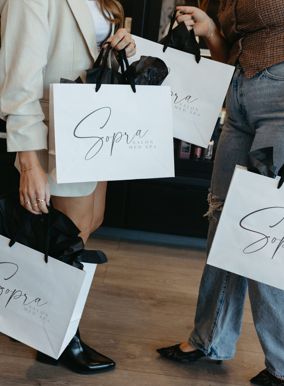 SAMANTHAHOLLICREATIVE-5 (1)