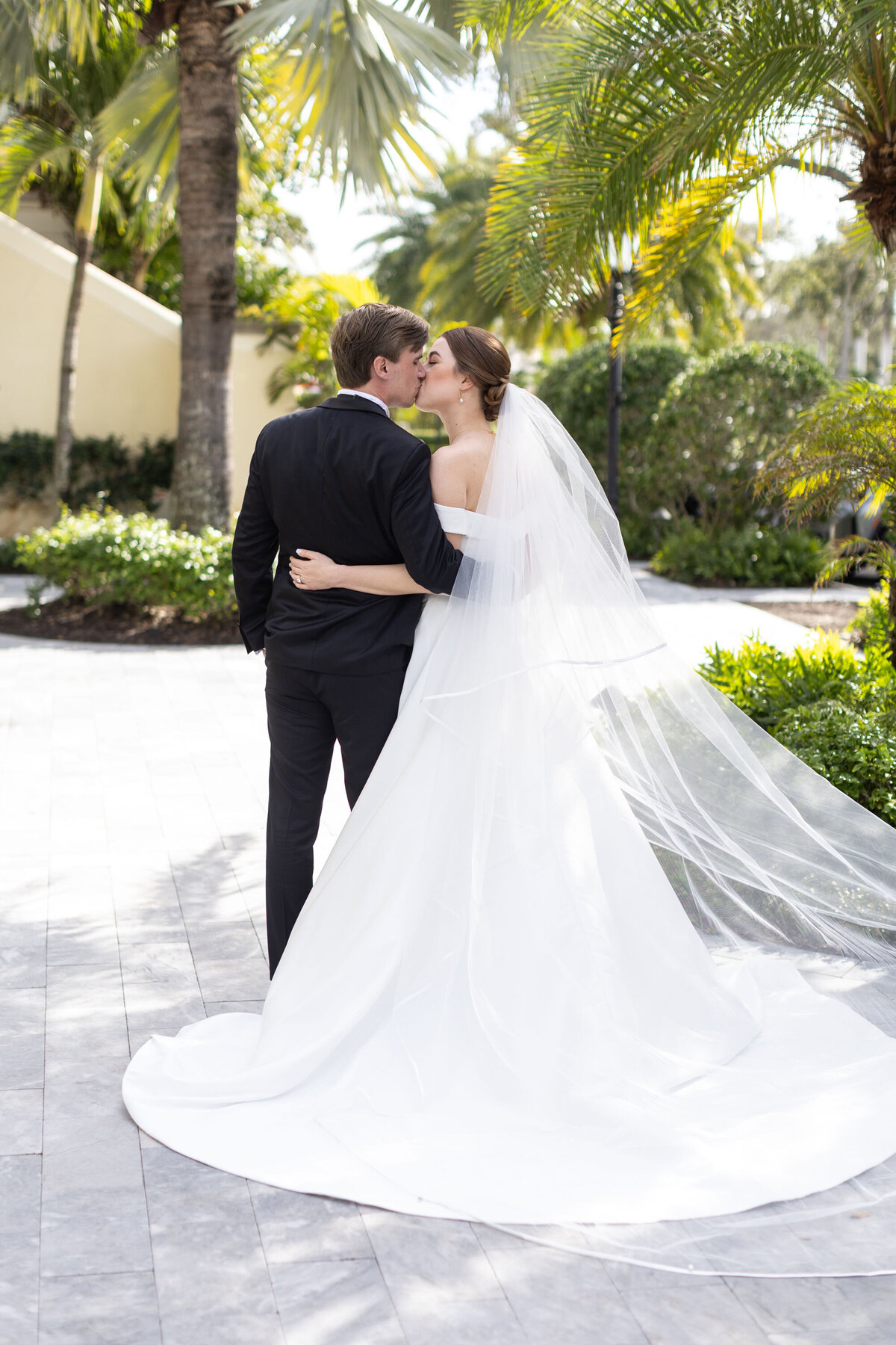 Palm Beach Jupiter Vero Beach wedding planner wedding design wedding coordination Florida wedding full service wedding planner full service wedding management South Florida wedding classic wedding design partial wedding planner destination wedding  14
