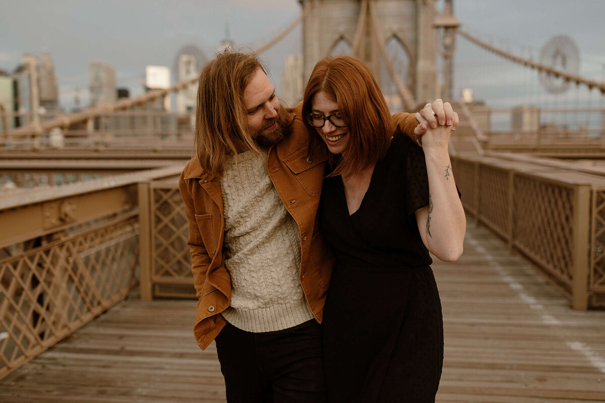 brooklyn-bridge-sunrise-engagement-1