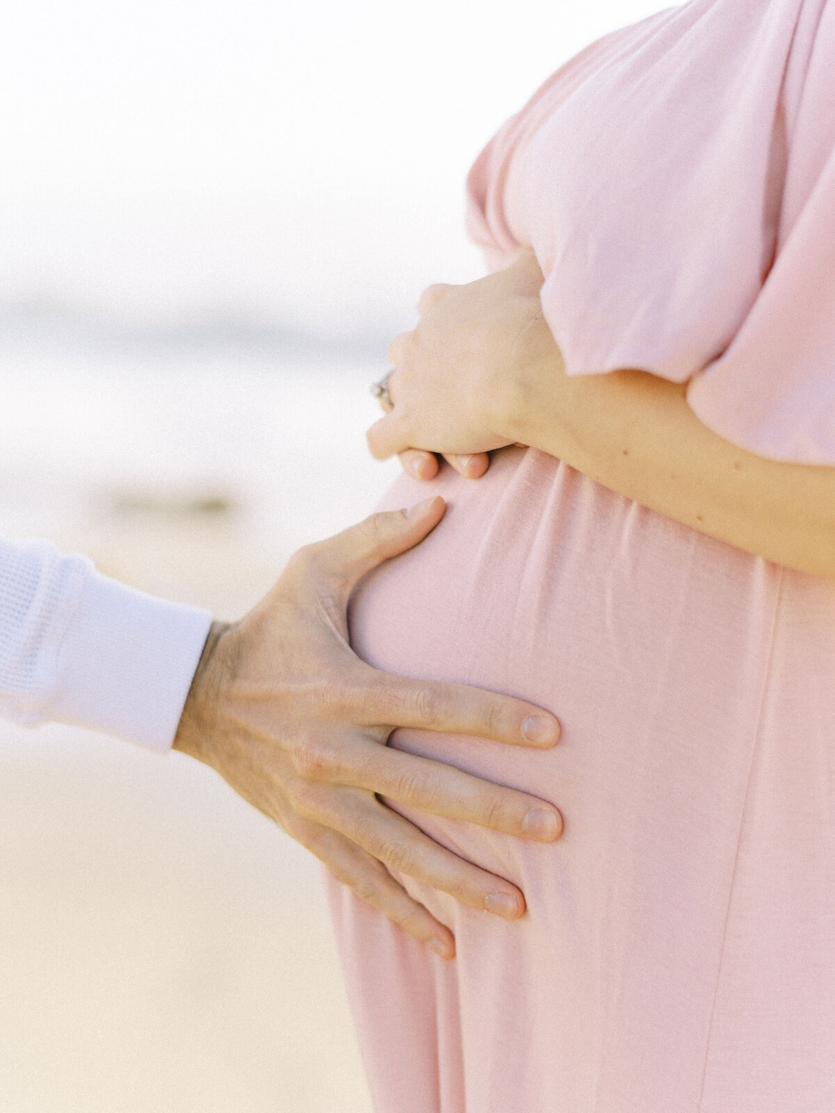 california-coast-beach-maternity-photos15