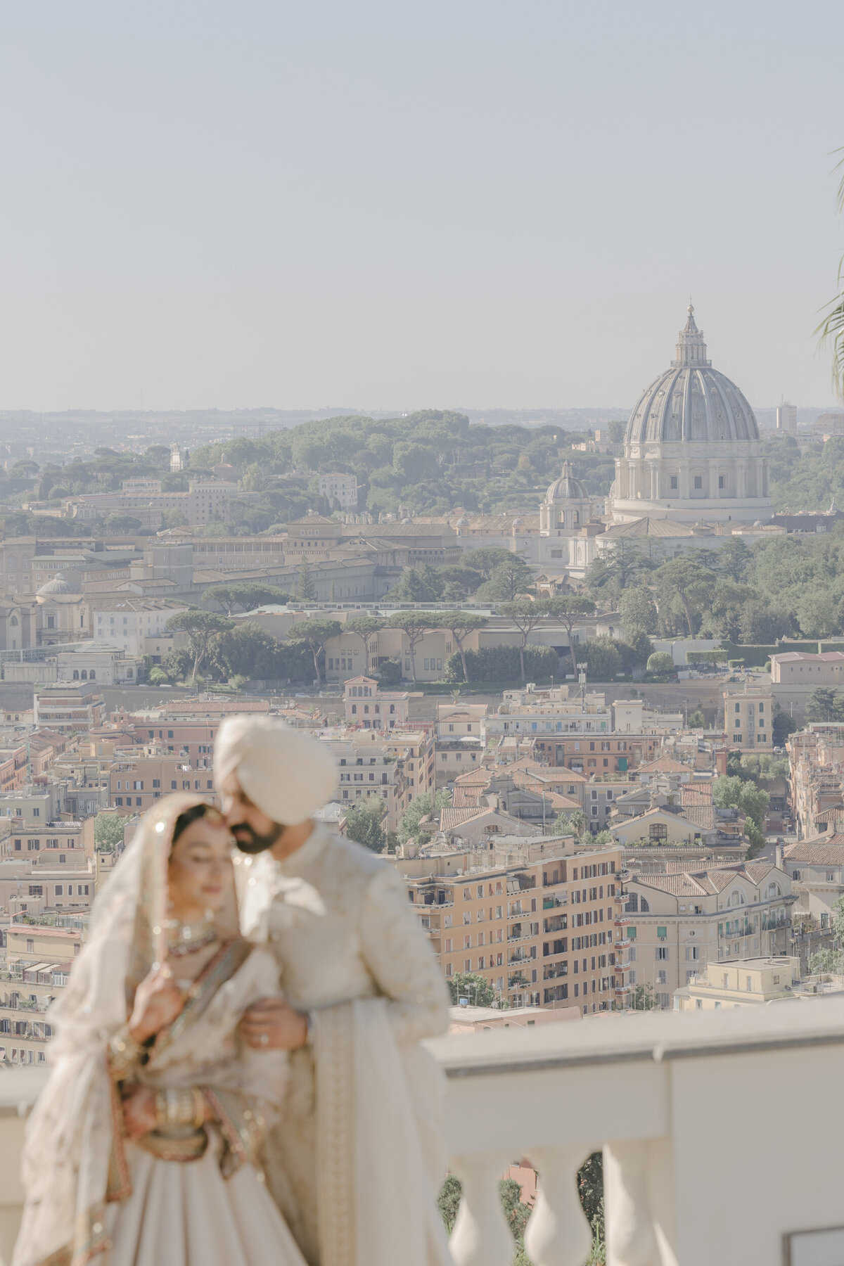 035-RianaRaj_RomeWedding