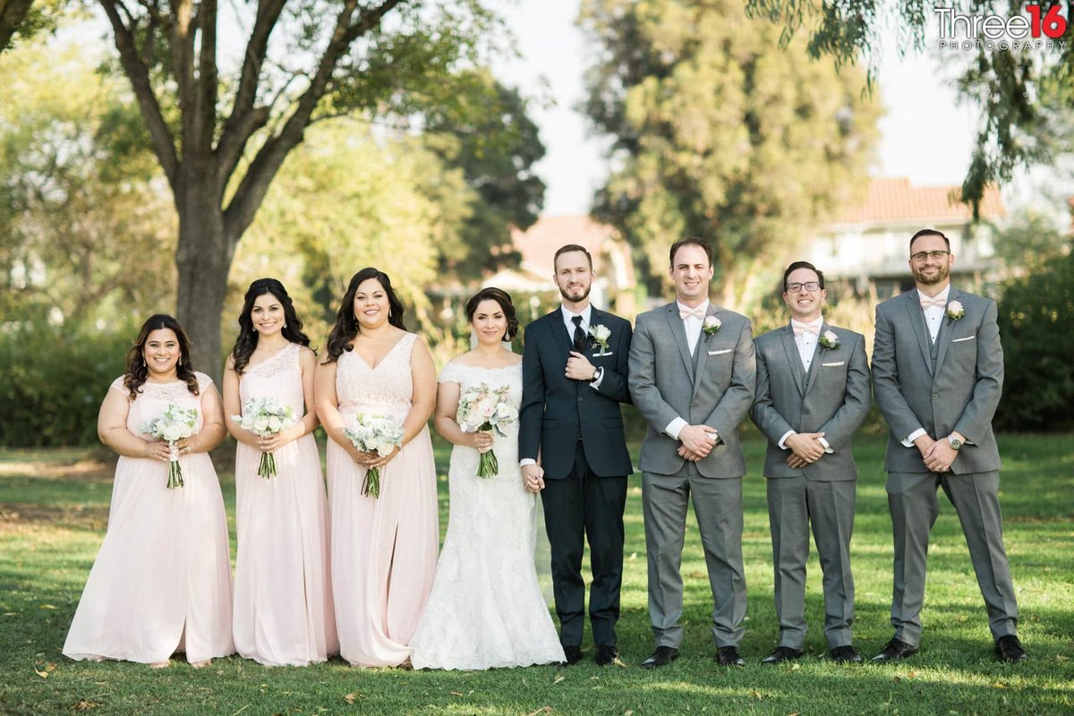 Bride and Groom pose with their Bridal Party