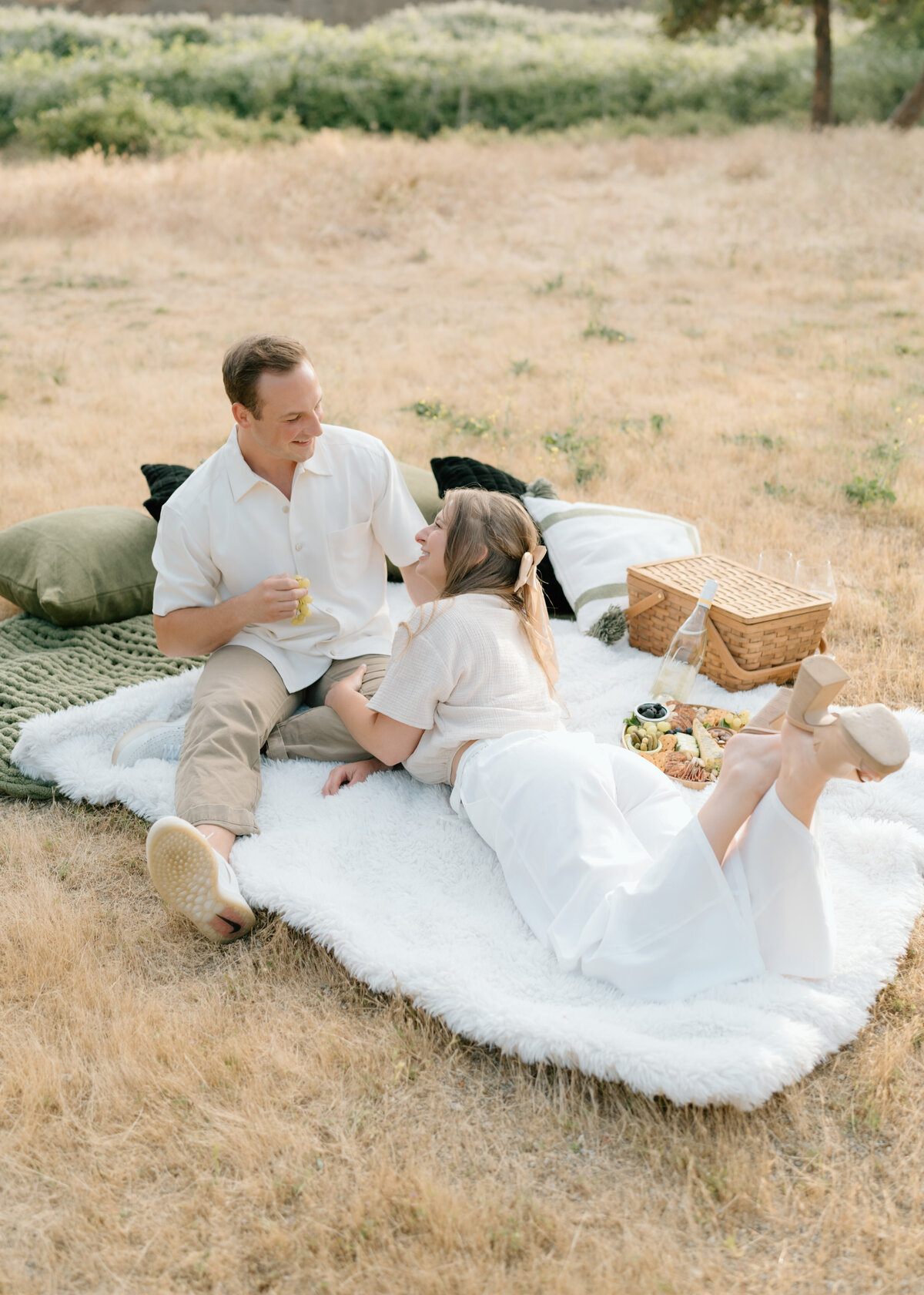 EMILY B. PHOTO CO. -- Medford Oregon Couples Photographer -- Greenwood Villa Session -- Kelsey + Tommy-166
