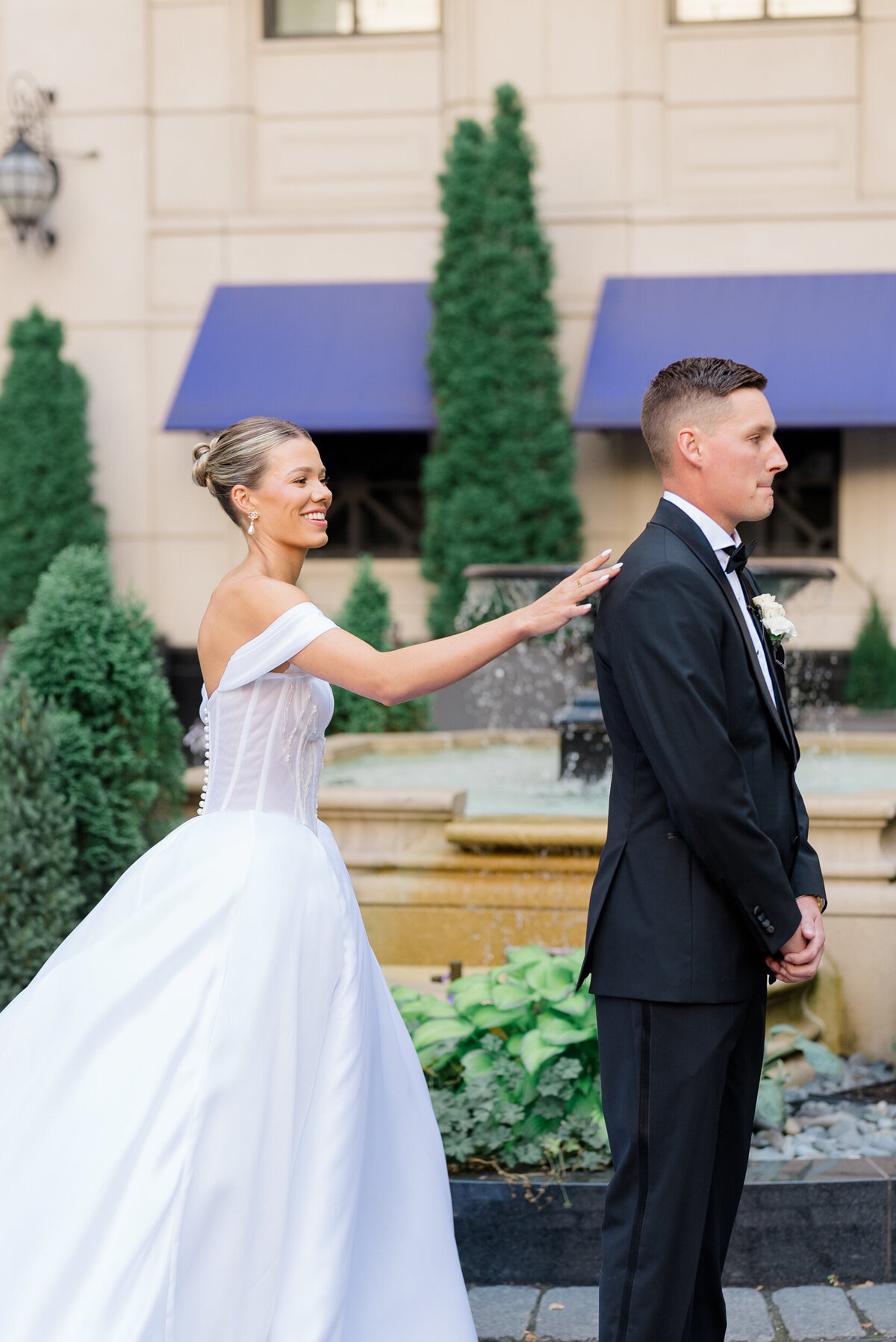 Lexi Benjamin Photography_Waldorf Astoria Chicago Wedding_09.21.24-27