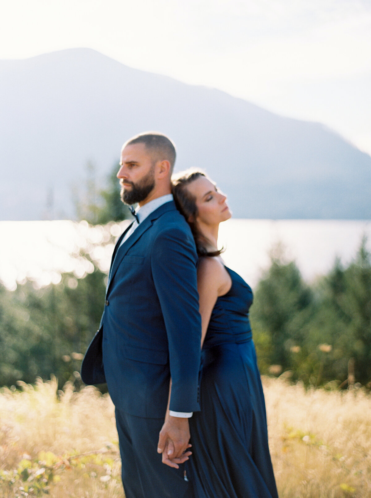 wind_mountaint_ranch_engagement_photos-13