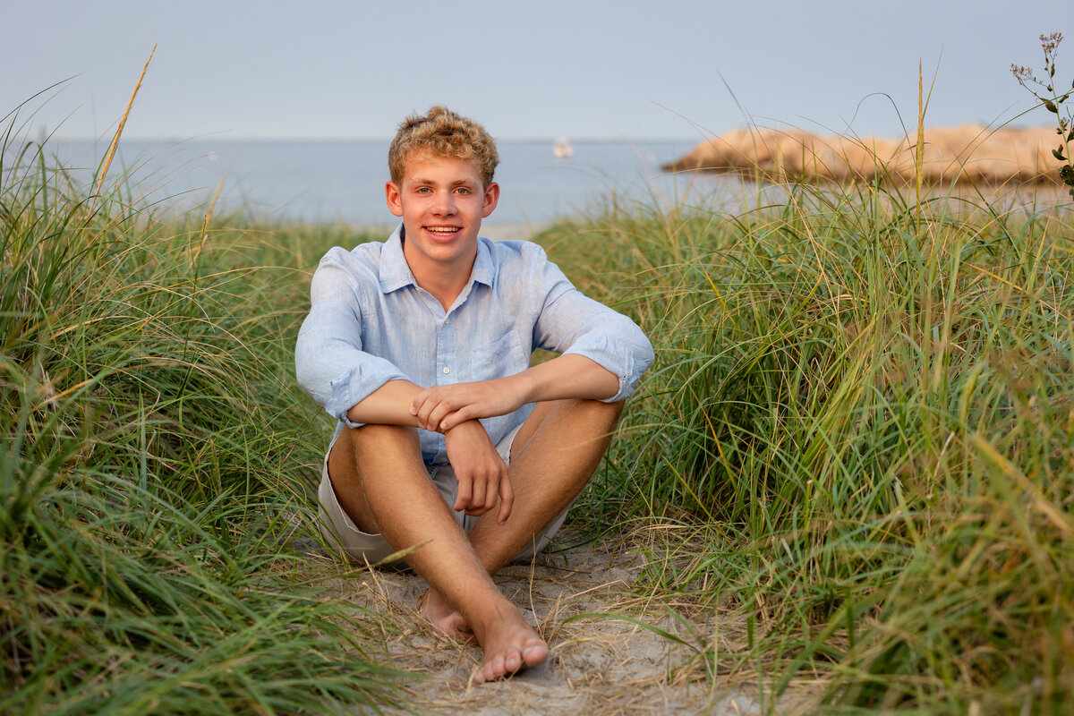 guys-senior-portrait-beach-cohasset-lisa-gilbert-photography