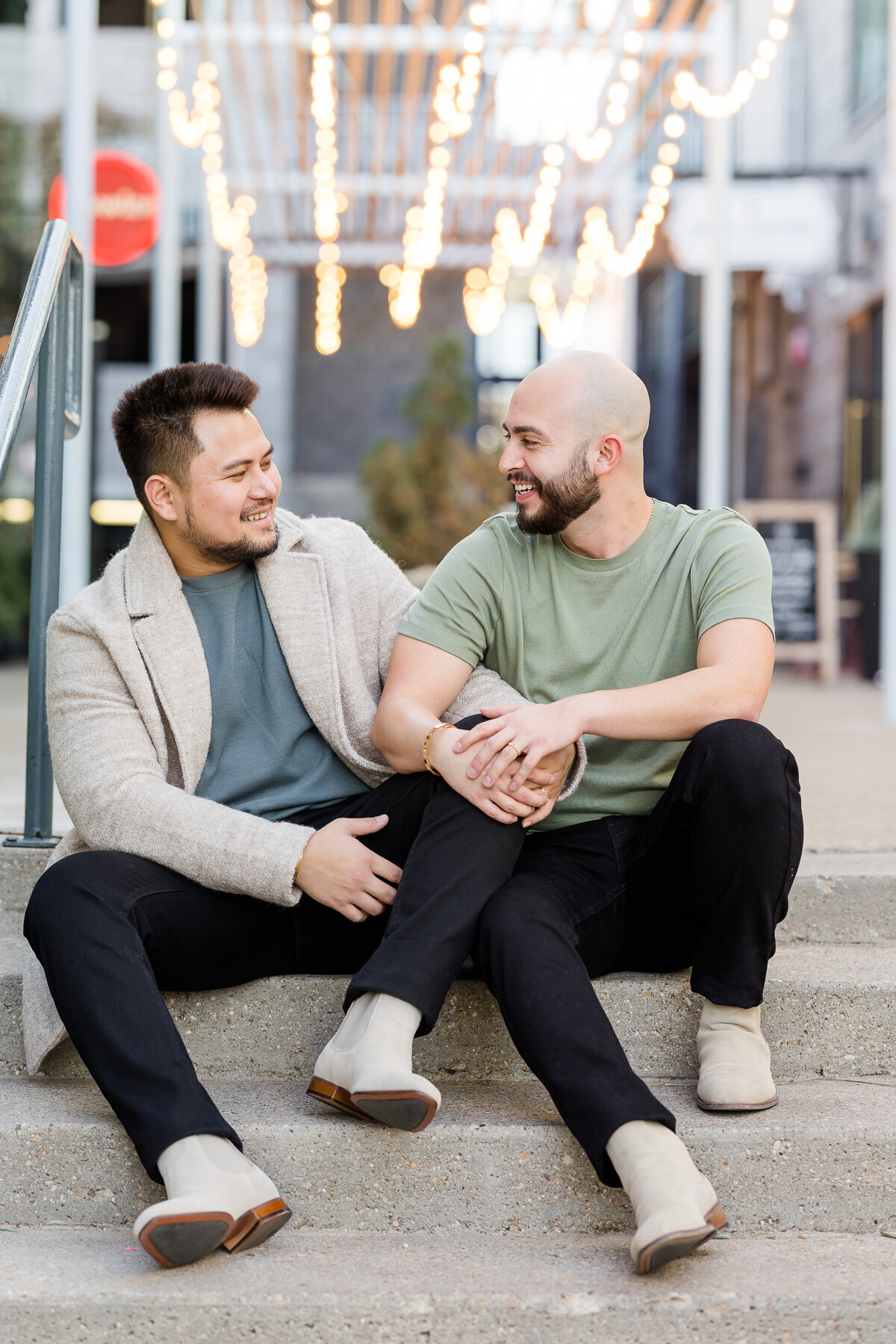South-Congress-Engagement-Photos-Austin-0023