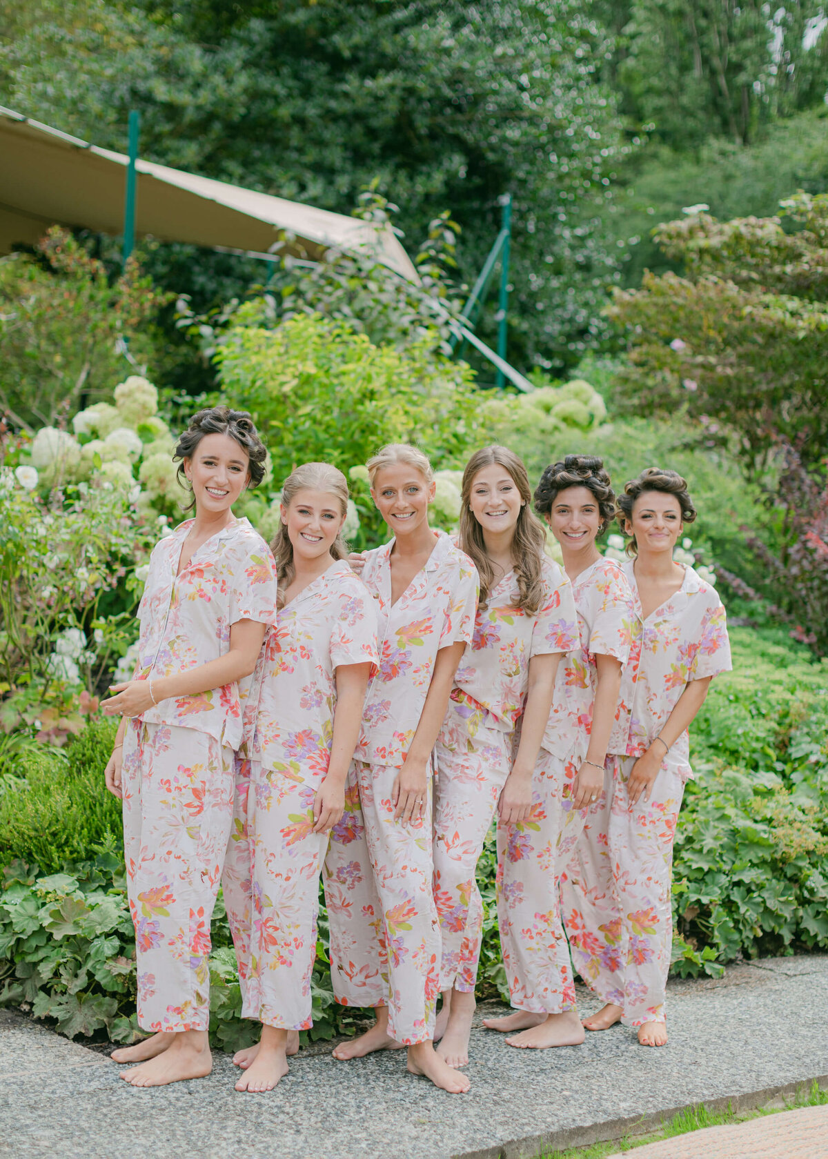 chloe-winstanley-weddings-bridesmaids-floral-pajamas