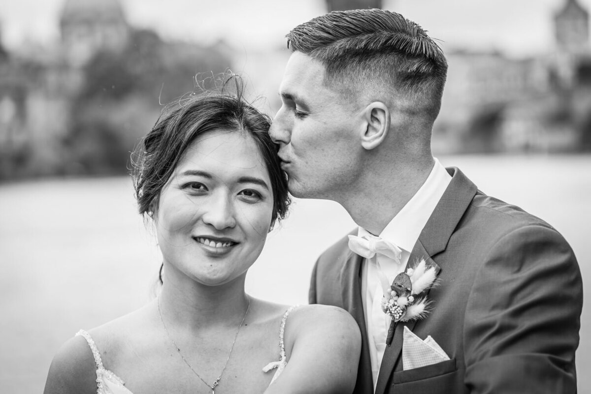 Svatebni_fotografka_Praha_Mala_Strana_fotografka_Karolina_Ticha13