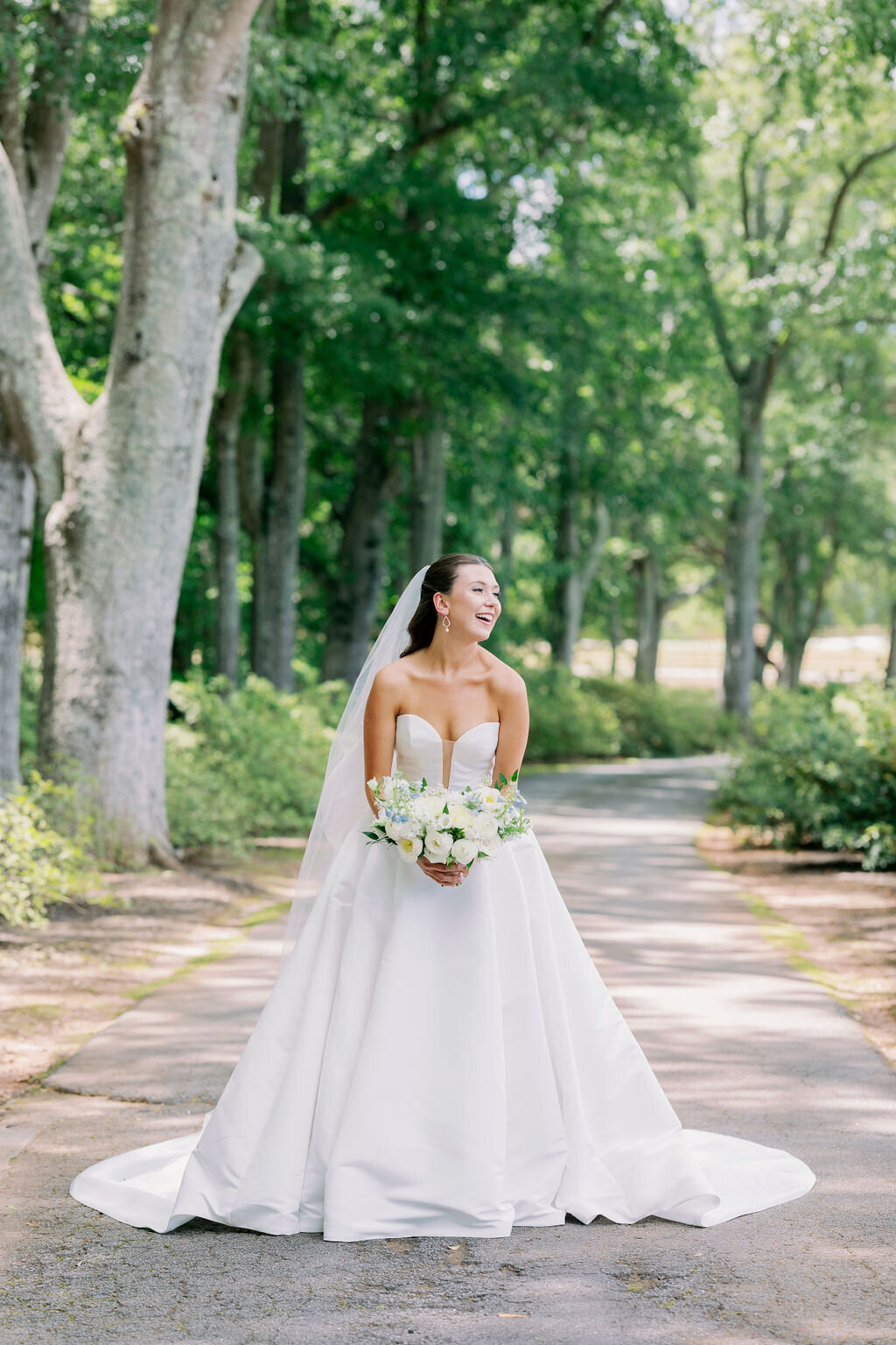 Elegant Soft Glam Bridal Makeup in Georgi