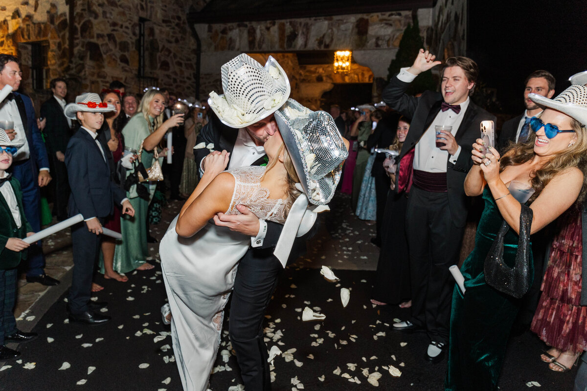 Lellyett-Wedding-SNEAKPEEK-160